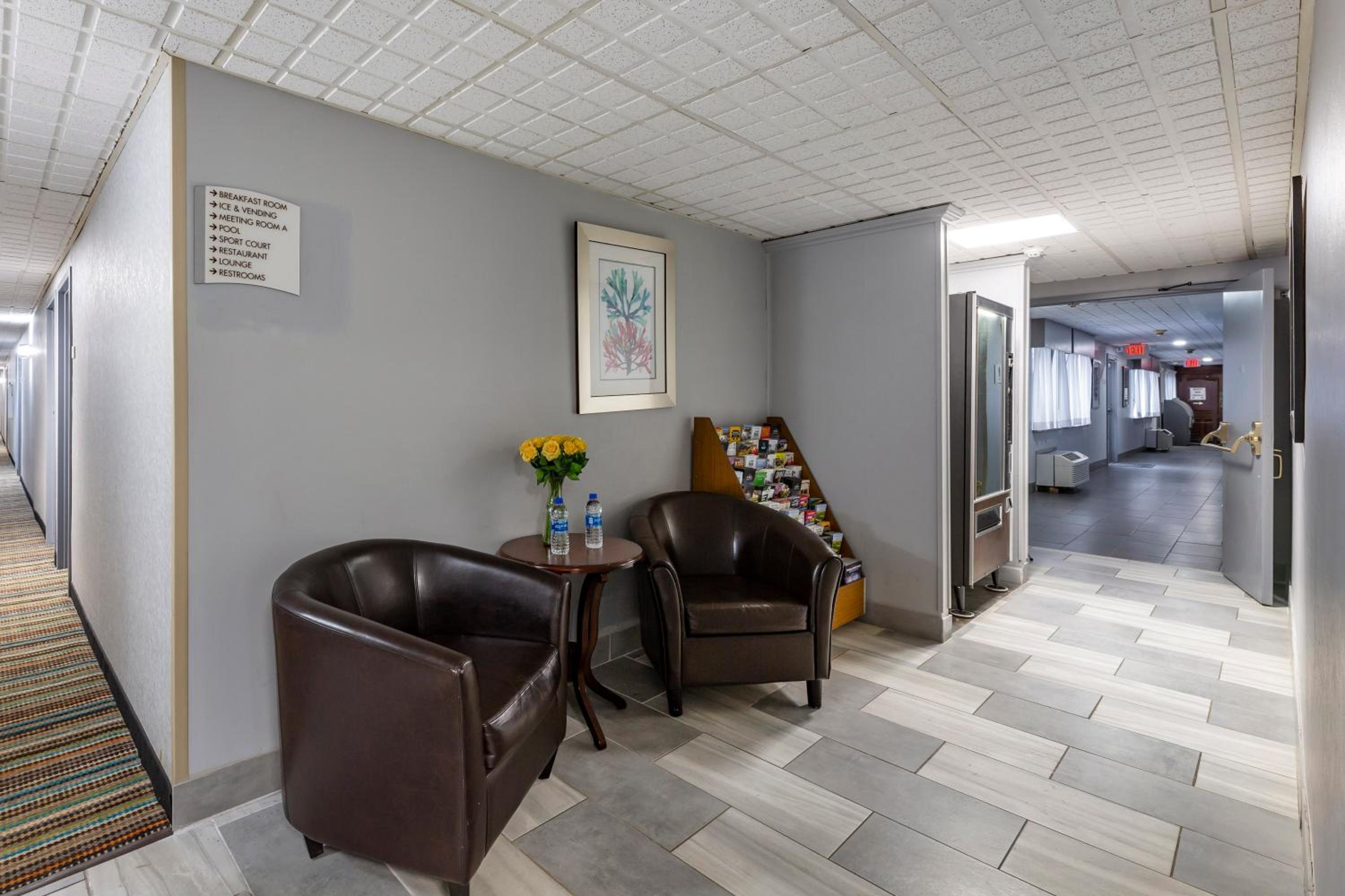 Quality Inn Austintown-Youngstown West