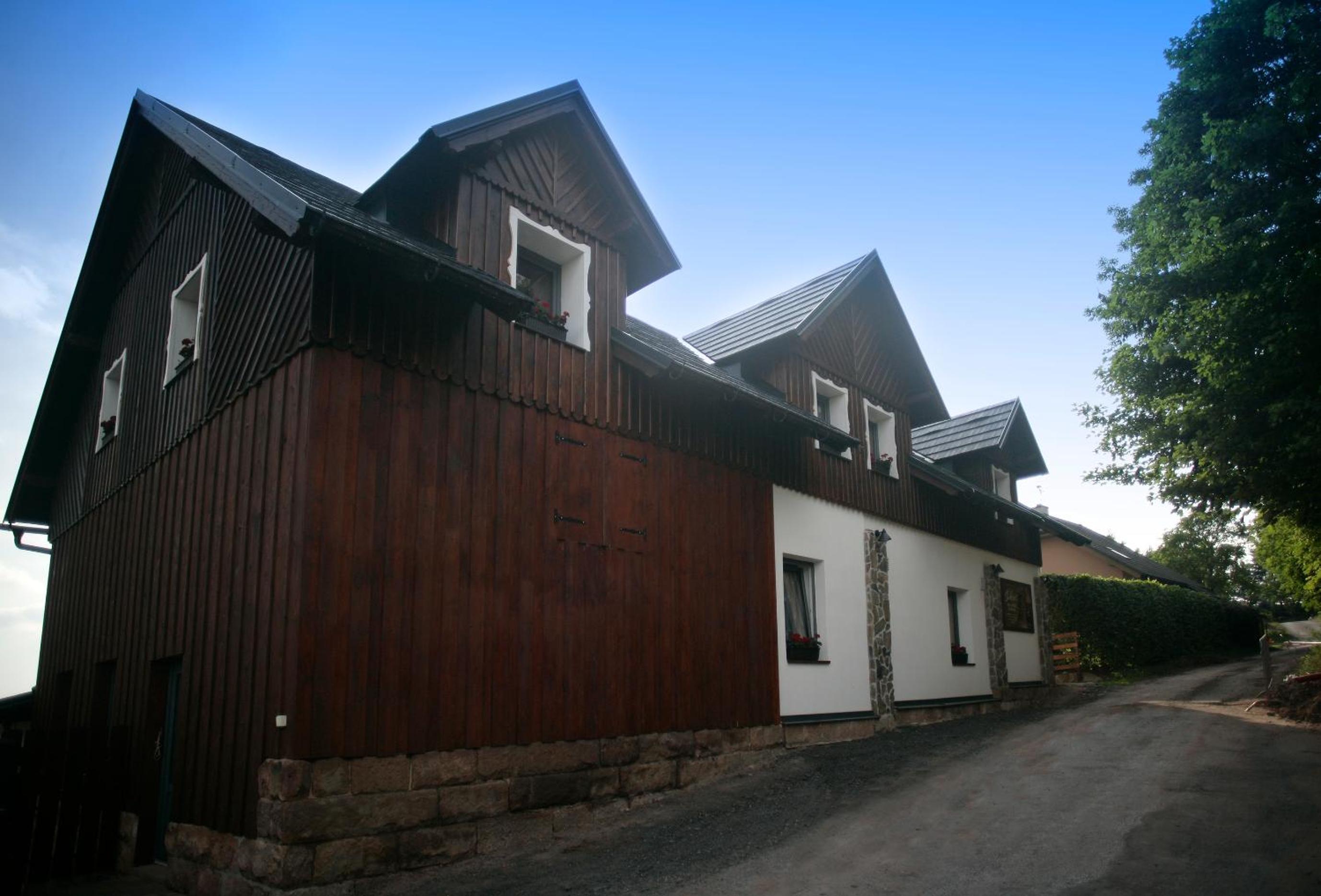 Chalupa Štikov v Podkrkonoší