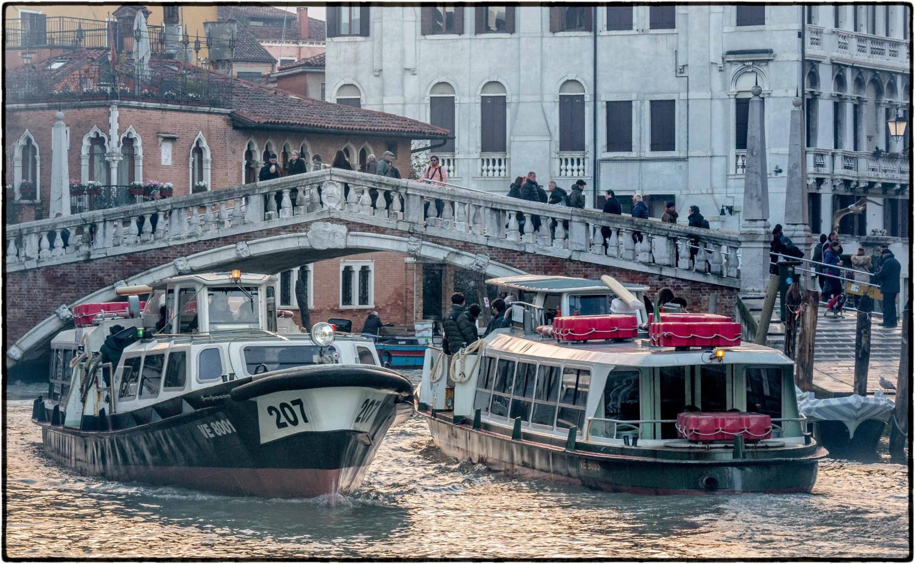 Ca Marga Cannaregio - Central Venetian Style 2 bedroom apartment