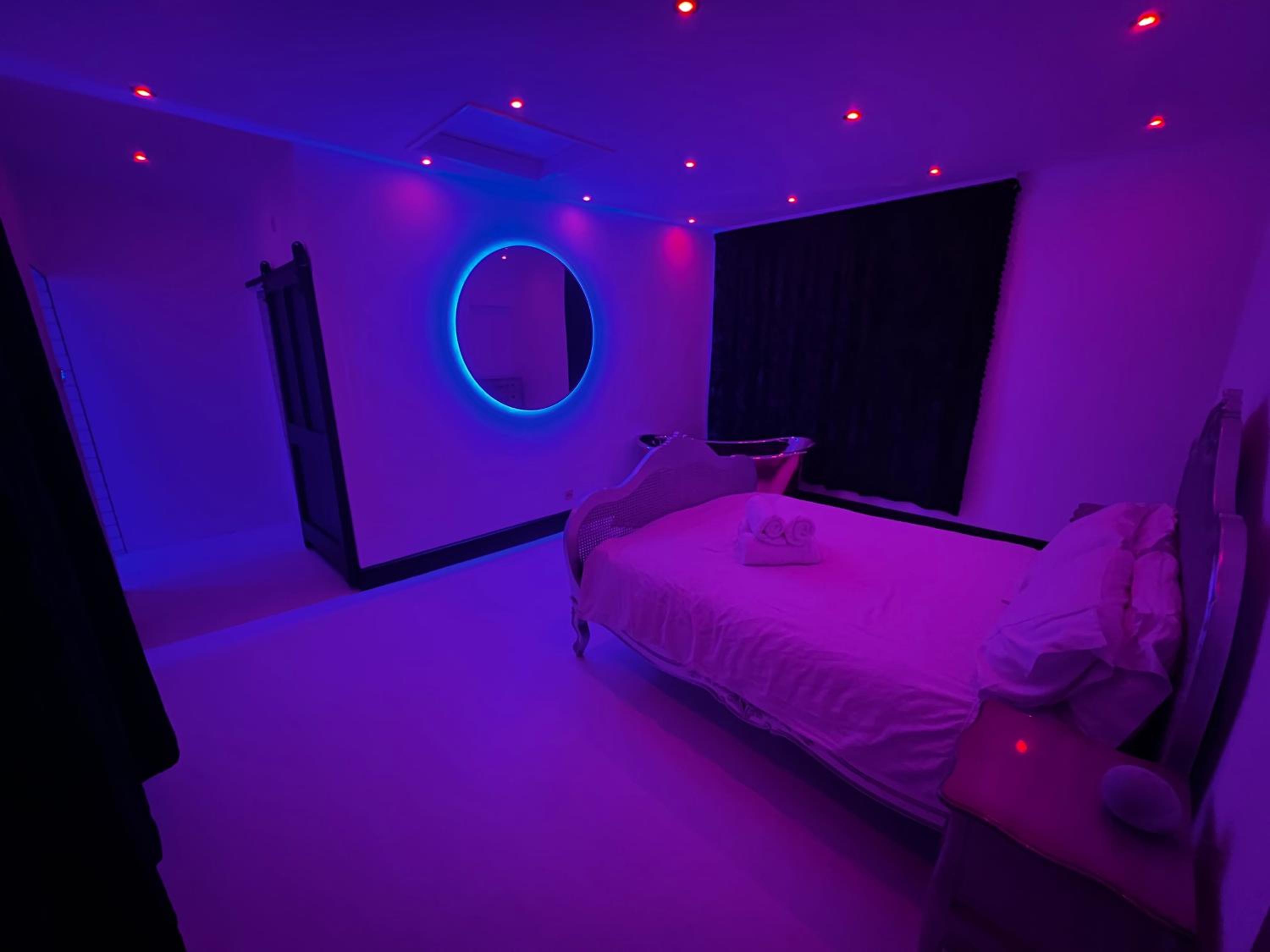 Lower Winsford Apartments & Rooms