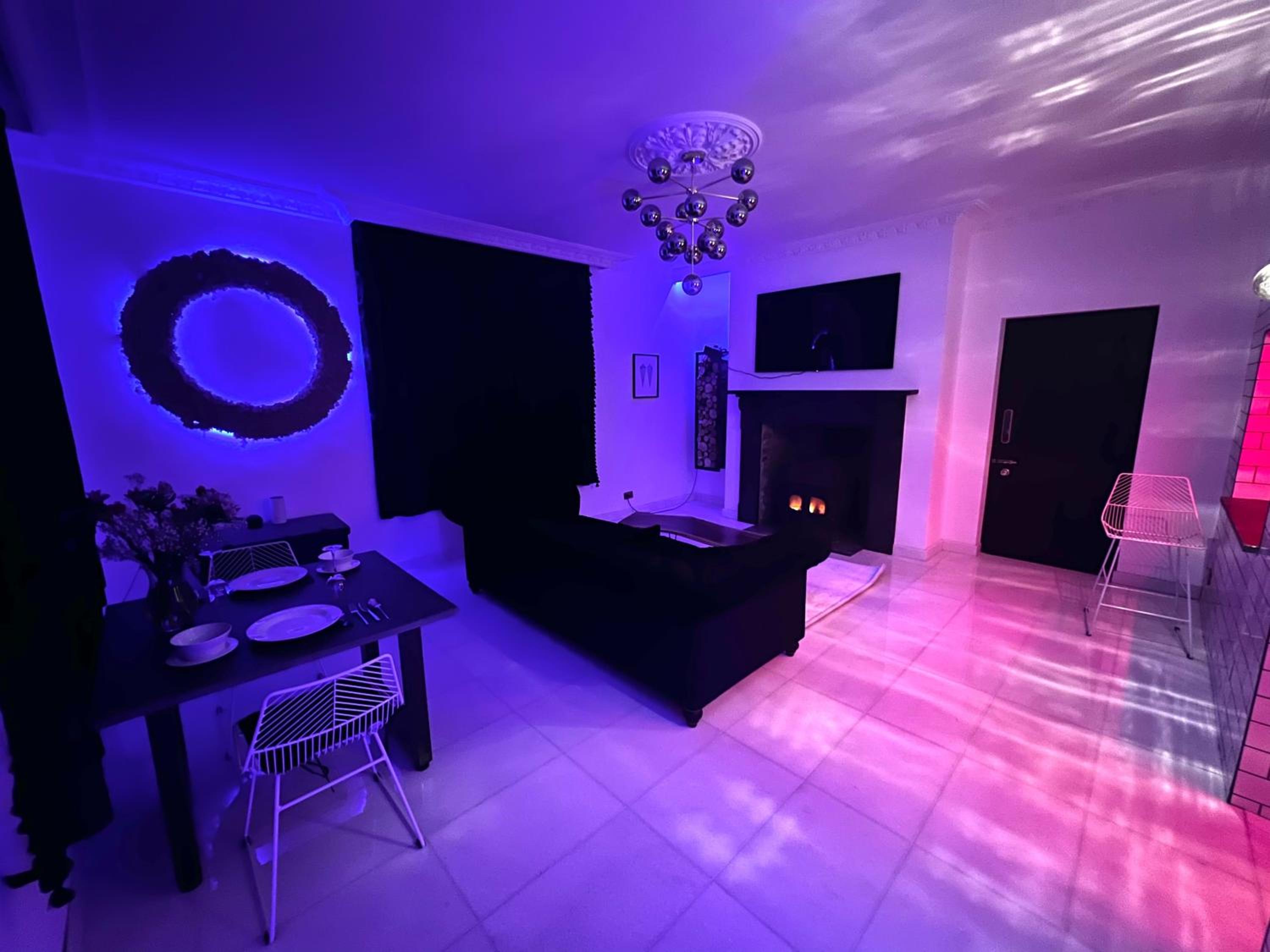 Lower Winsford Apartments & Rooms