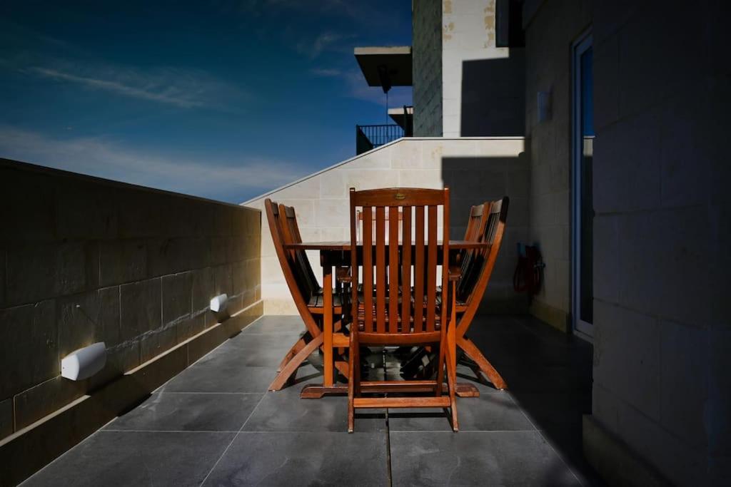 Cliff Edge Apartment in Xaghra photo 5