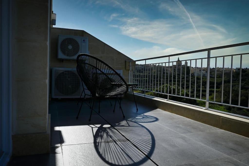 Cliff Edge Apartment in Xaghra photo 3
