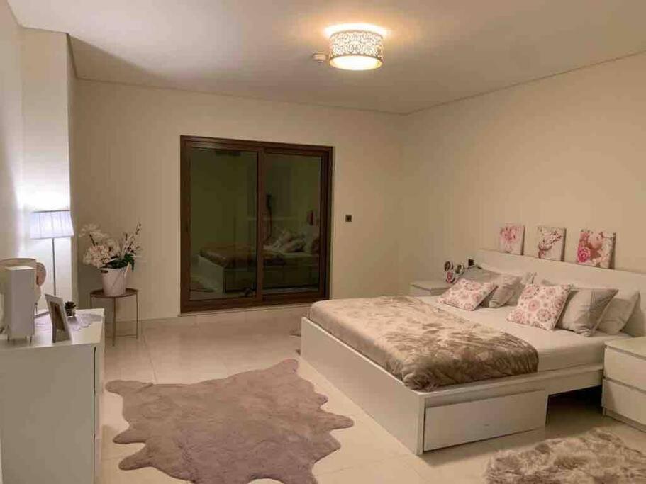 Balqis Residense Palm Jumeirah,Pool, Beach, Top floor, Full sea view, Restaurants