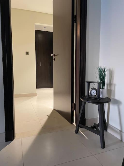 Balqis Residense Palm Jumeirah,Pool, Beach, Top floor, Full sea view, Restaurants