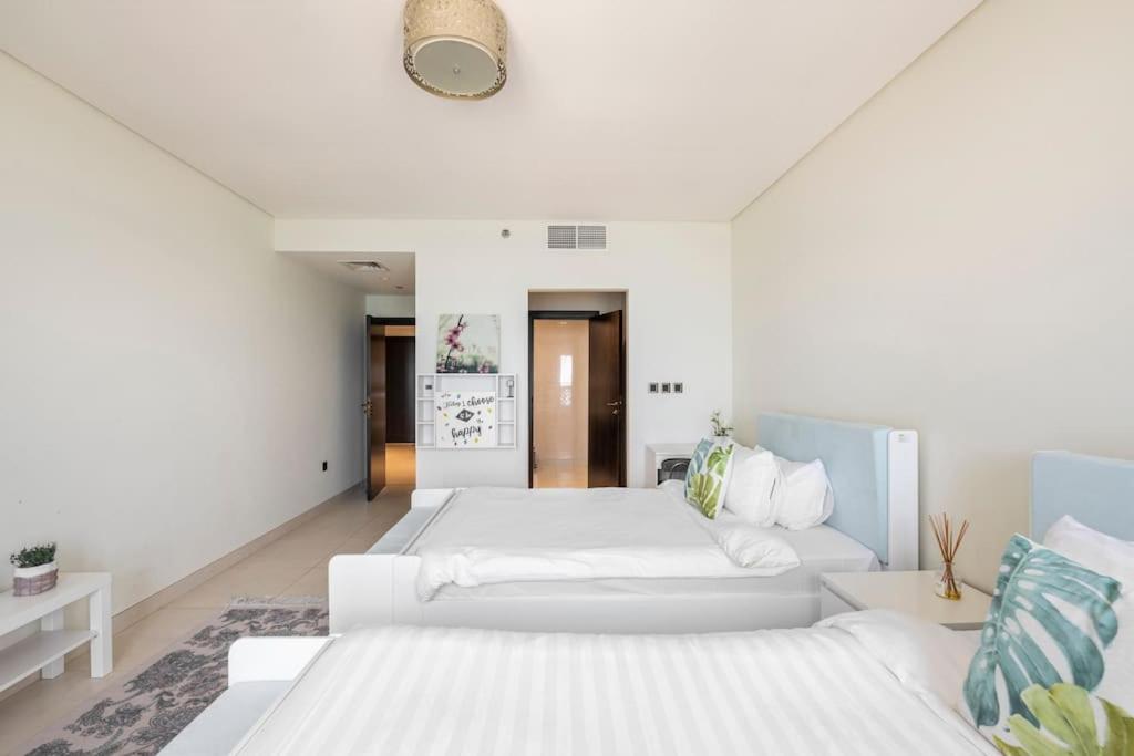 Balqis Residense Palm Jumeirah,Pool, Beach, Top floor, Full sea view, Restaurants