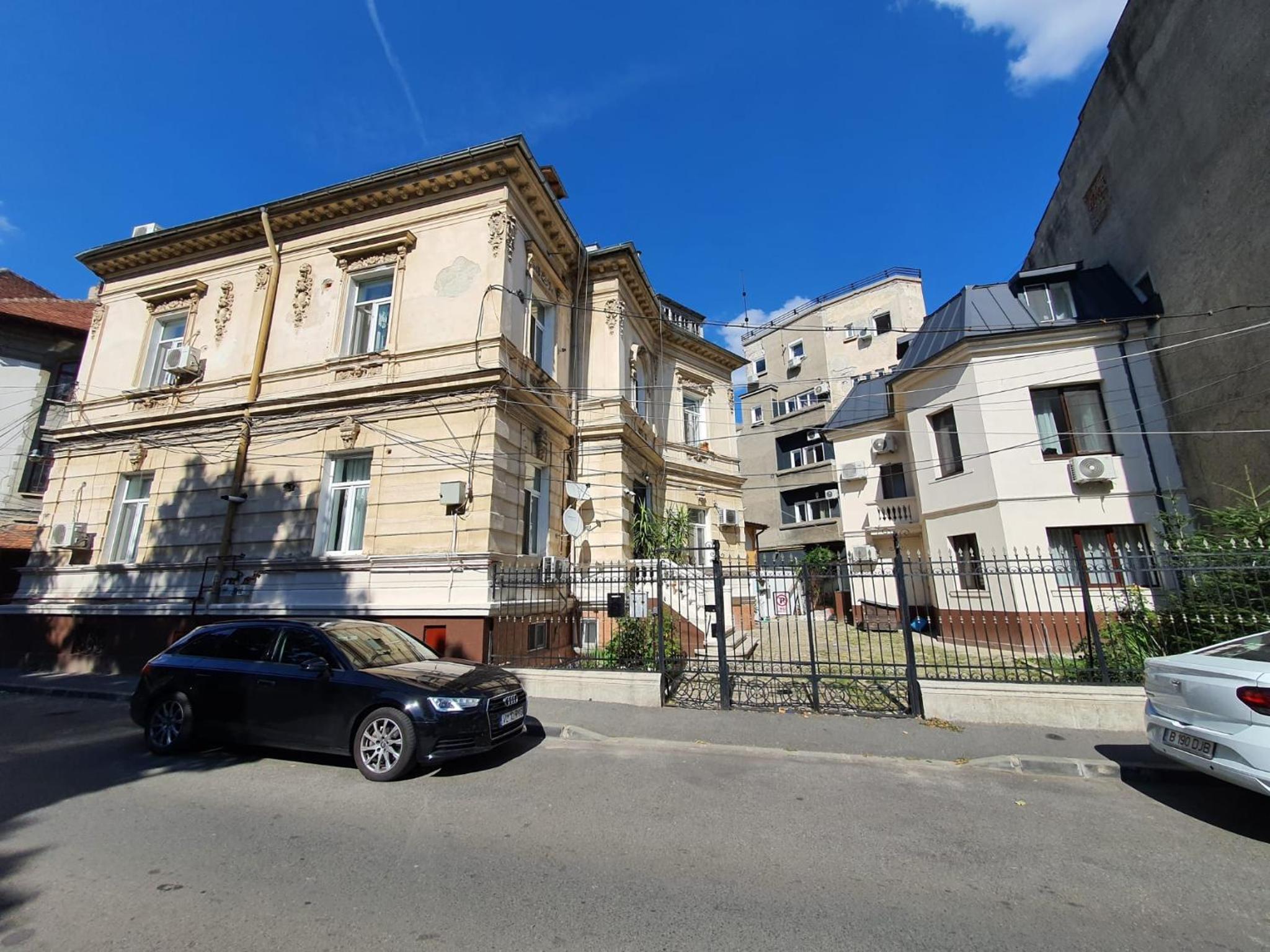 Downtown Central University Apartament - CAL1