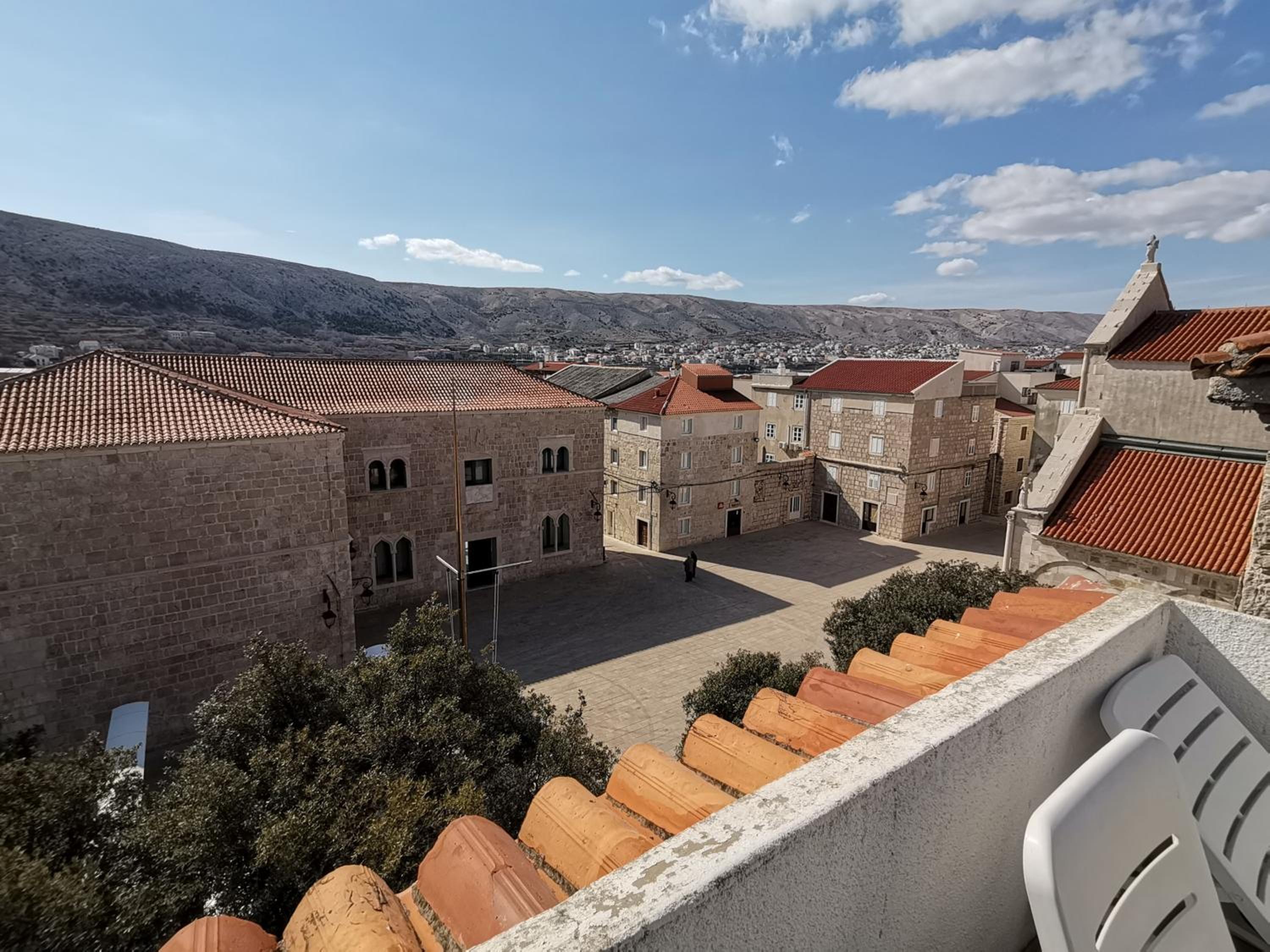 Apartments Valentino by Pag tours
