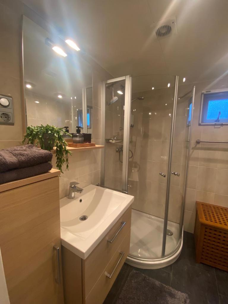 Sfeervol Boschalet 5 persoons met Sauna
