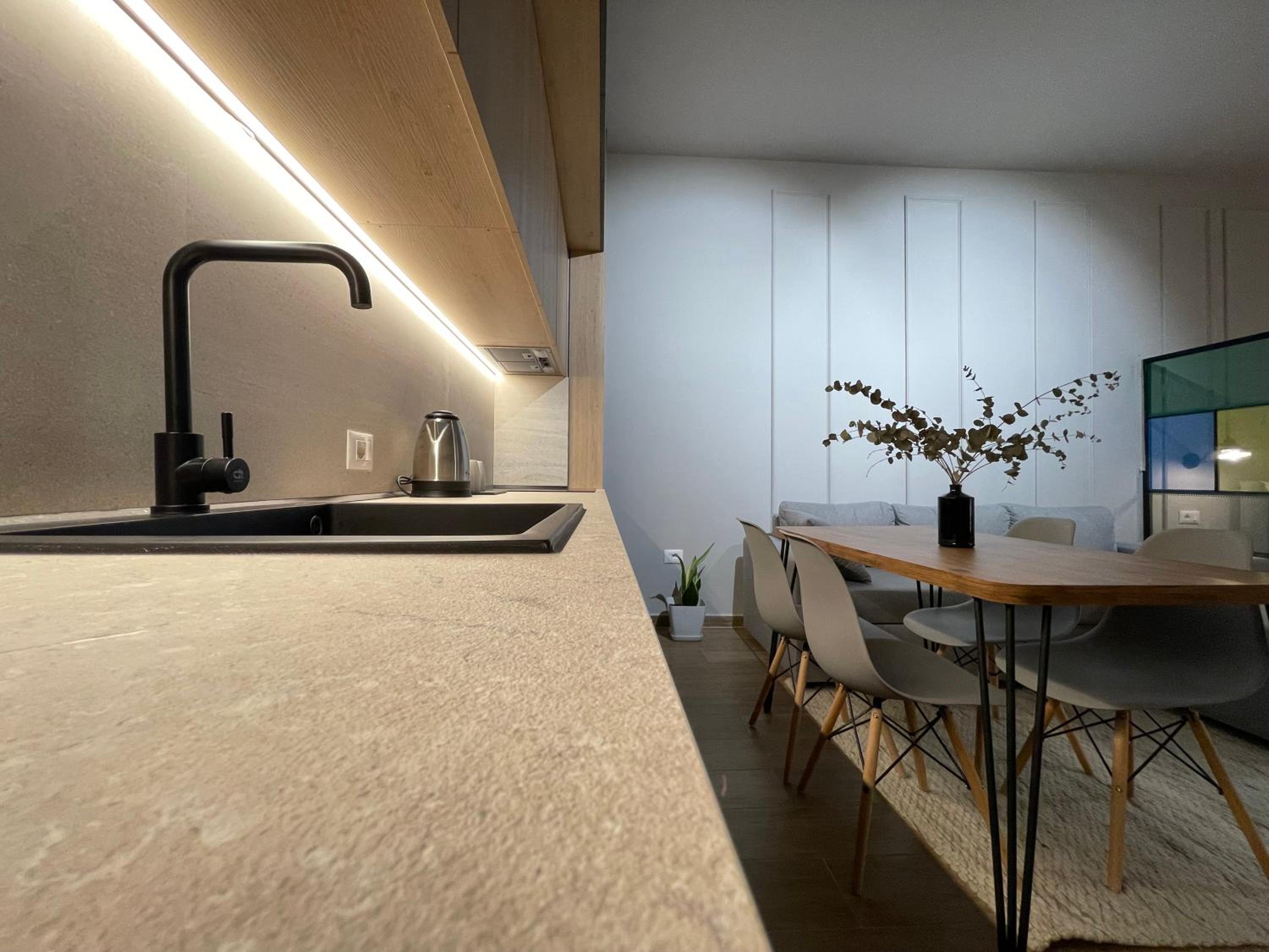 Square 21 Apartments