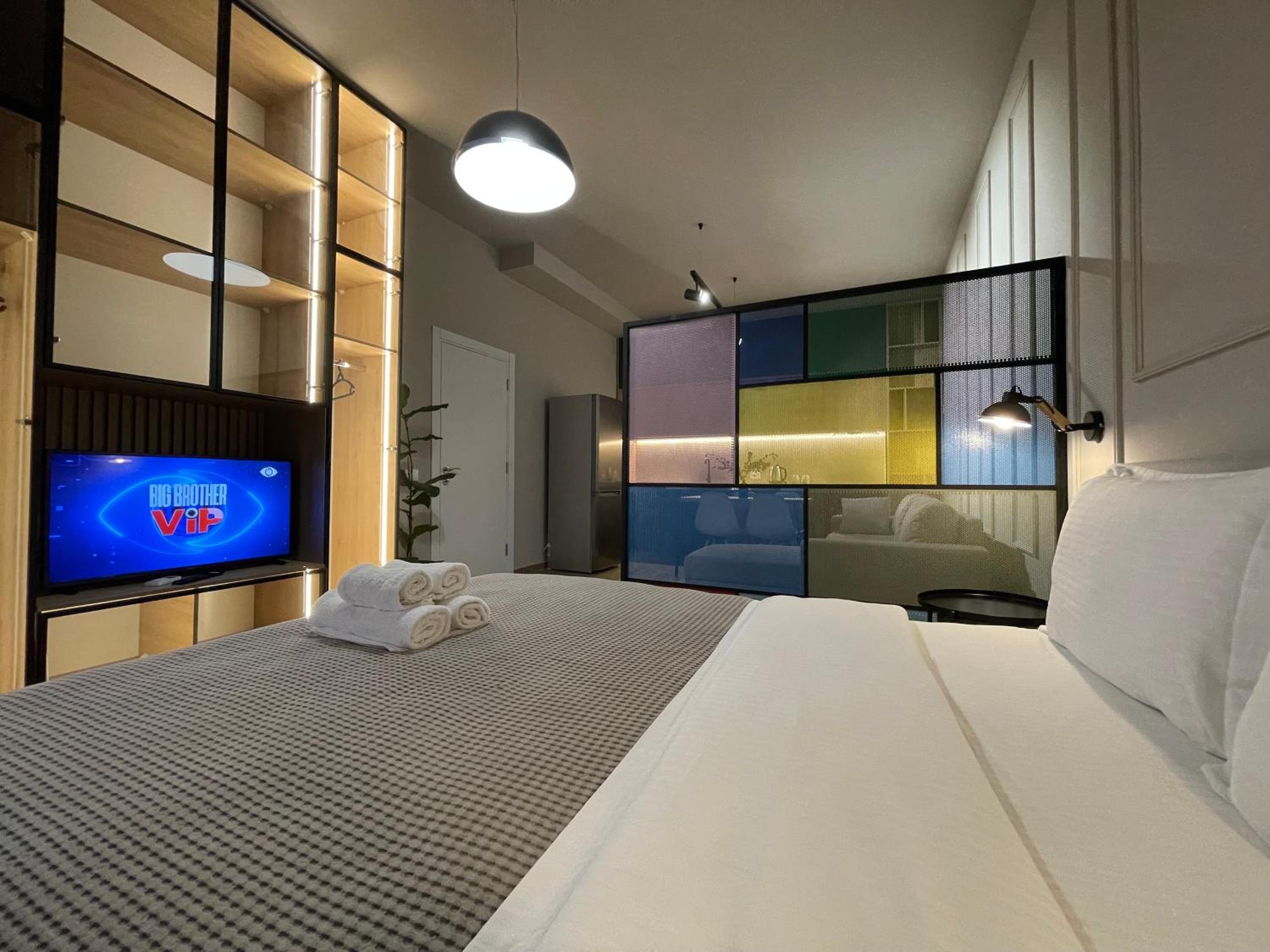 Square 21 Apartments
