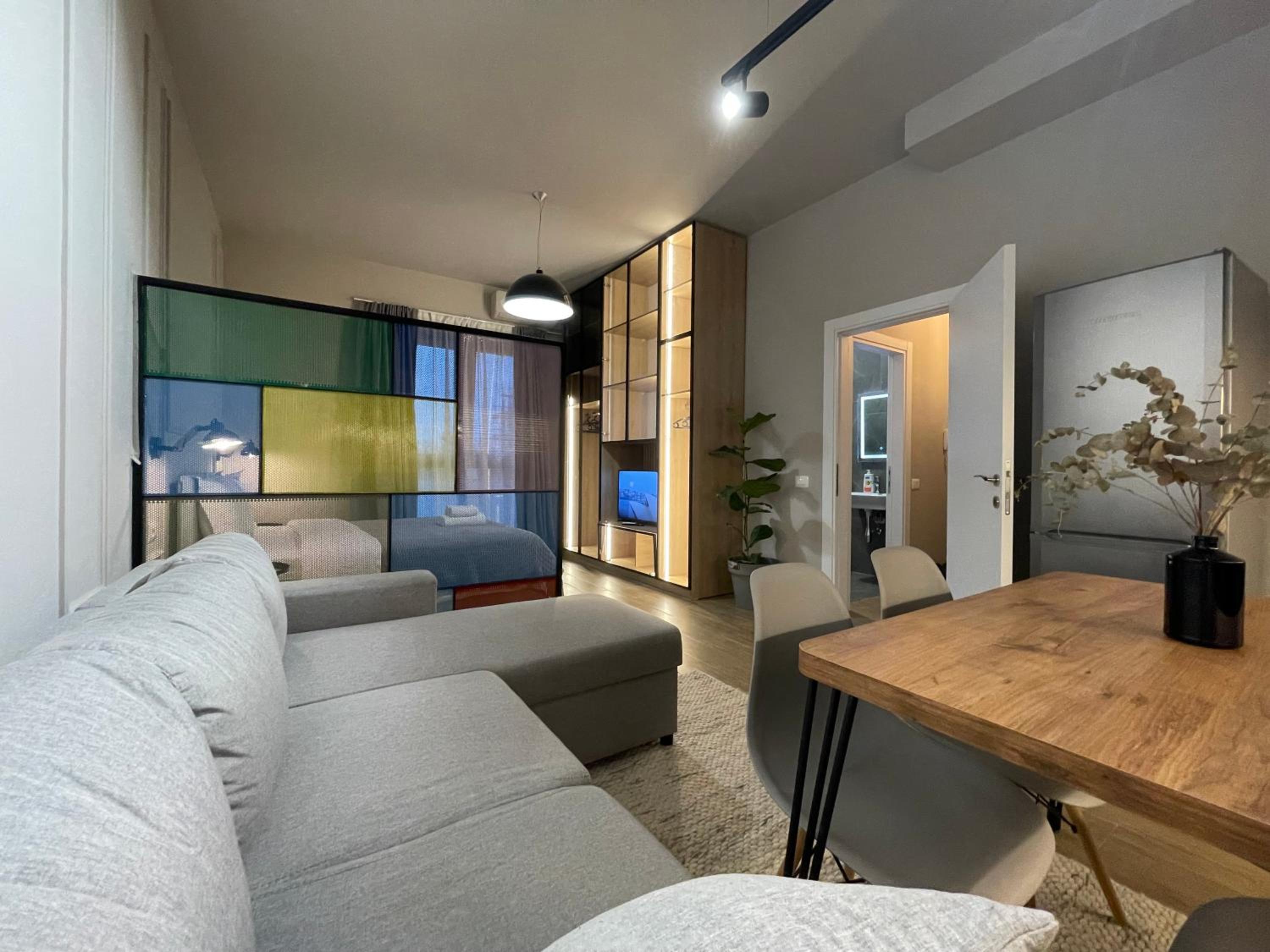 Square 21 Apartments