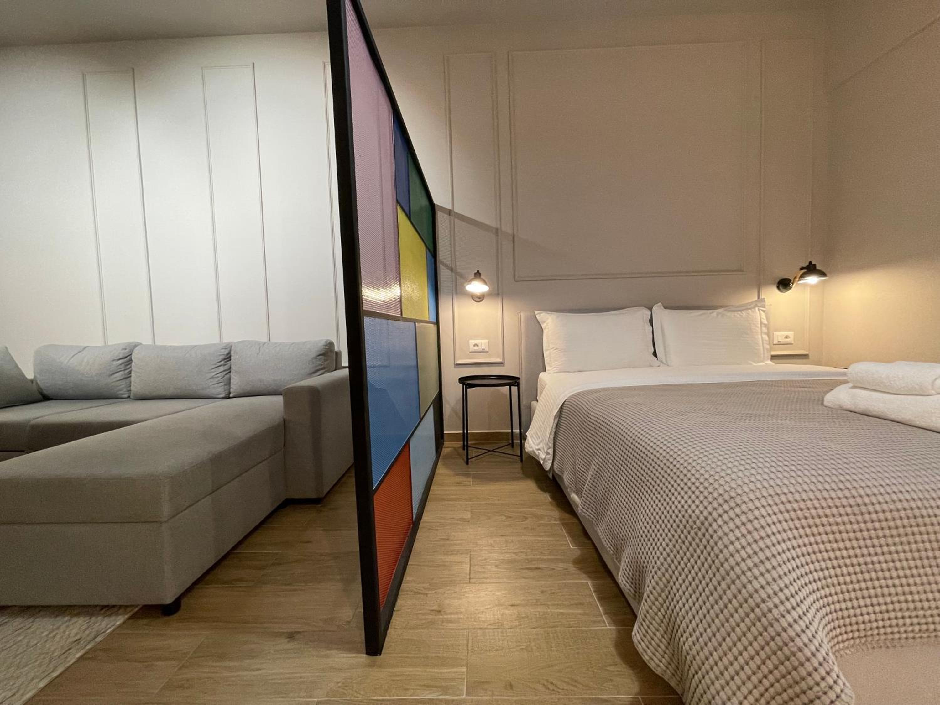 Square 21 Apartments