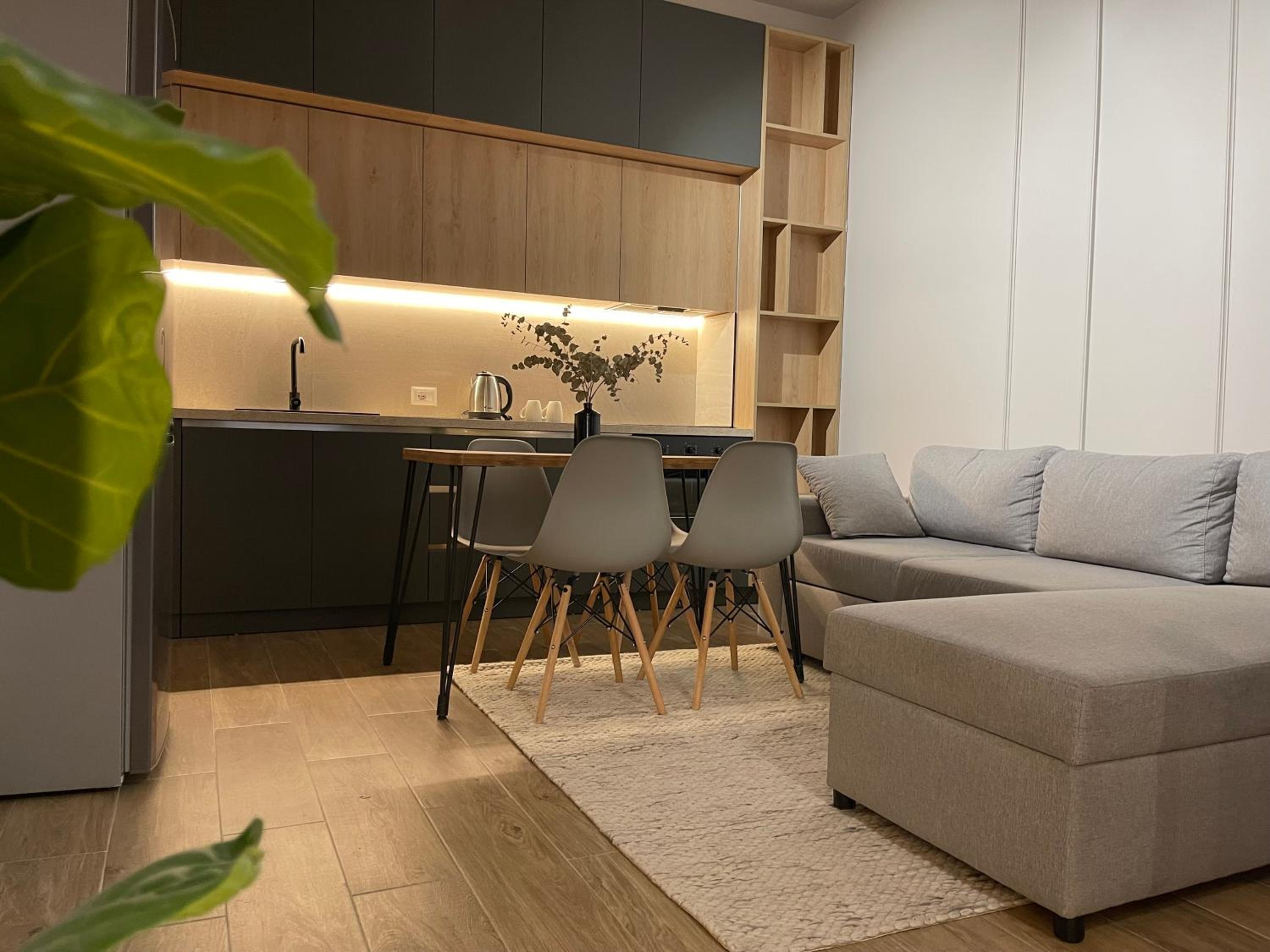 Square 21 Apartments