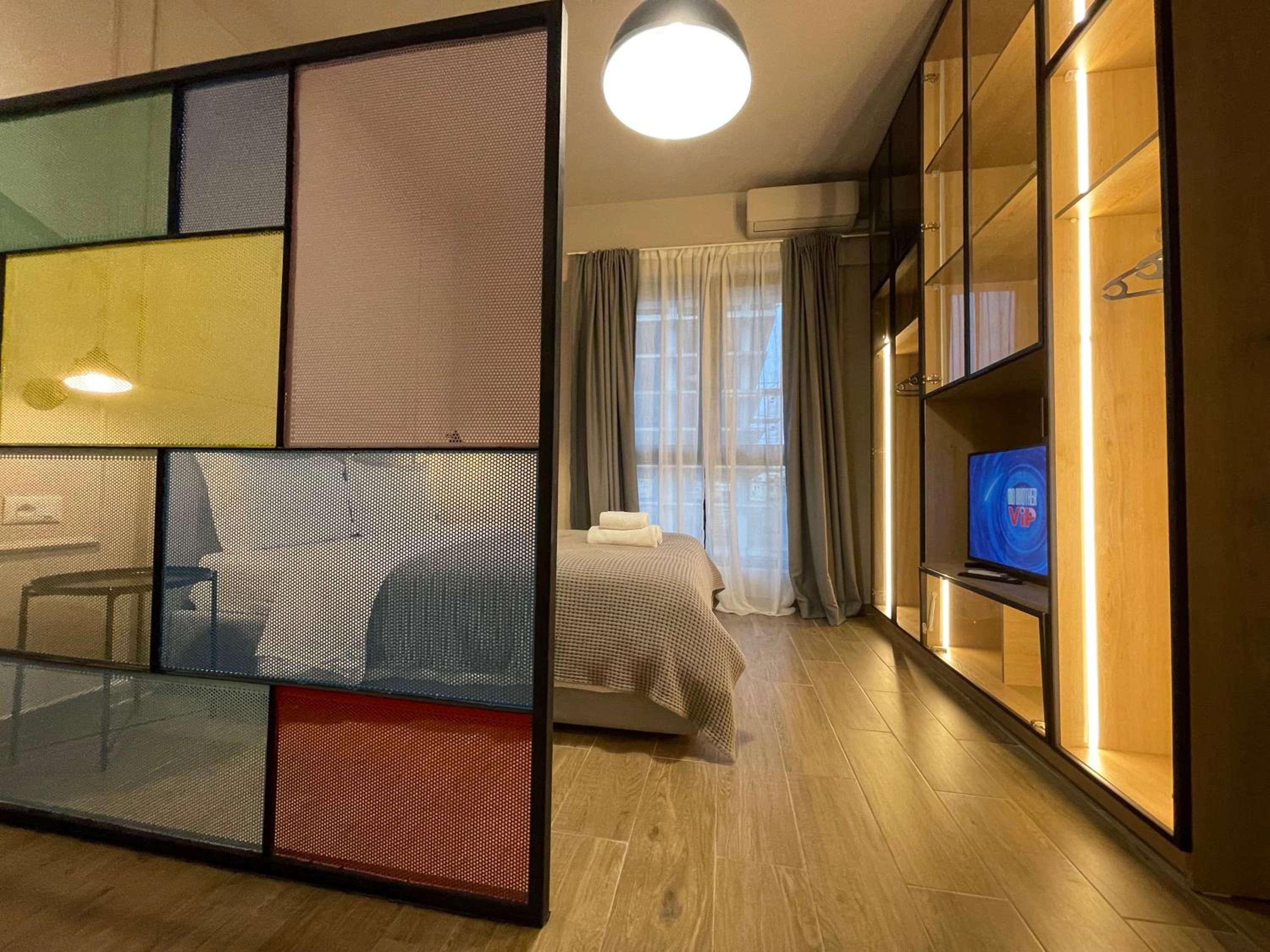 Square 21 Apartments