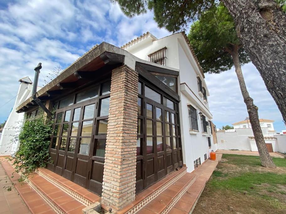 Gran Casa con Piscina Privada by Chiclana Dreams