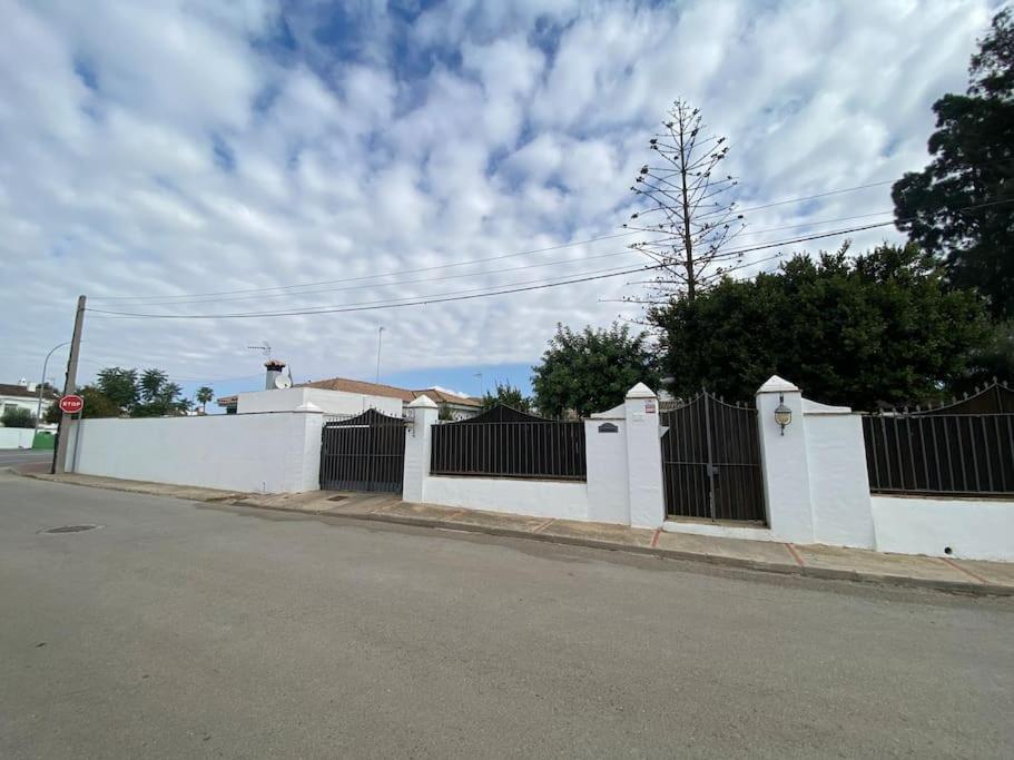 Gran Casa con Piscina Privada by Chiclana Dreams