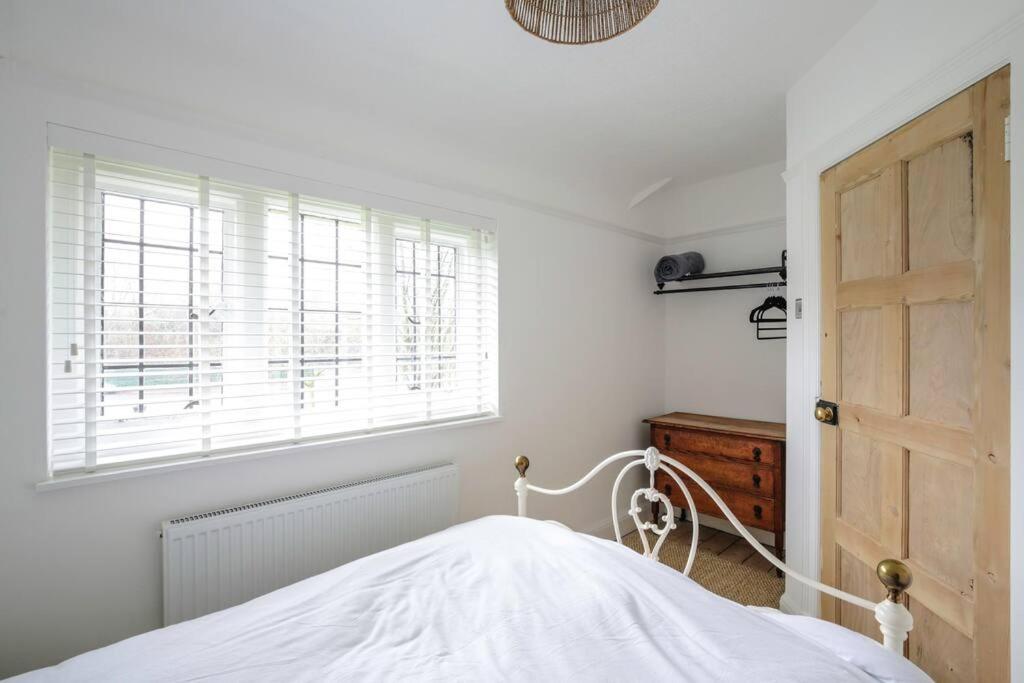 Duke of York Cottage, Port Sunlight - Stanley-Stays view 5