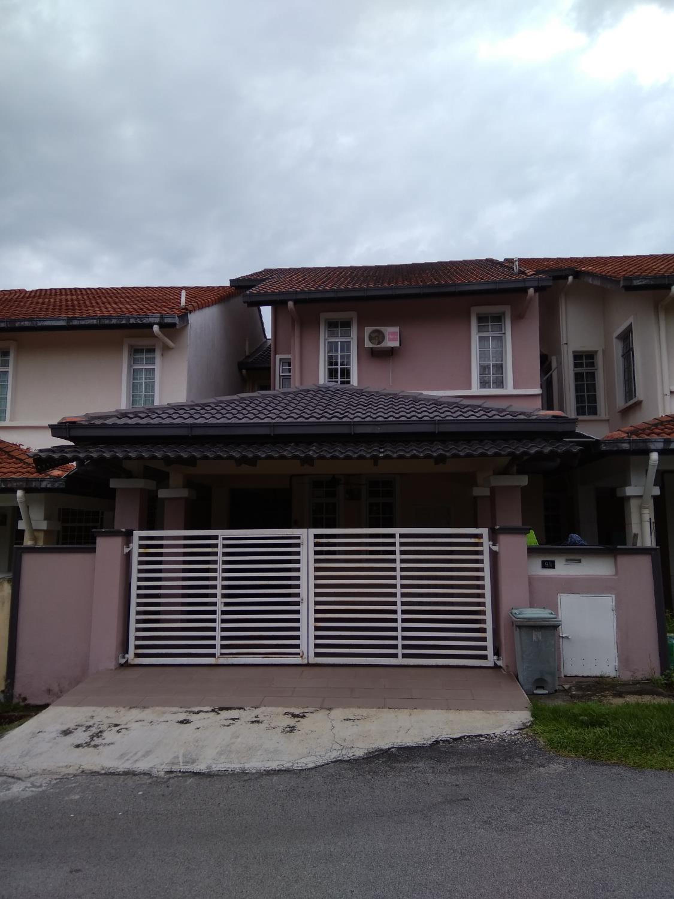 DAMAI HOMESTAY BANDAR ENSTEK photo 1