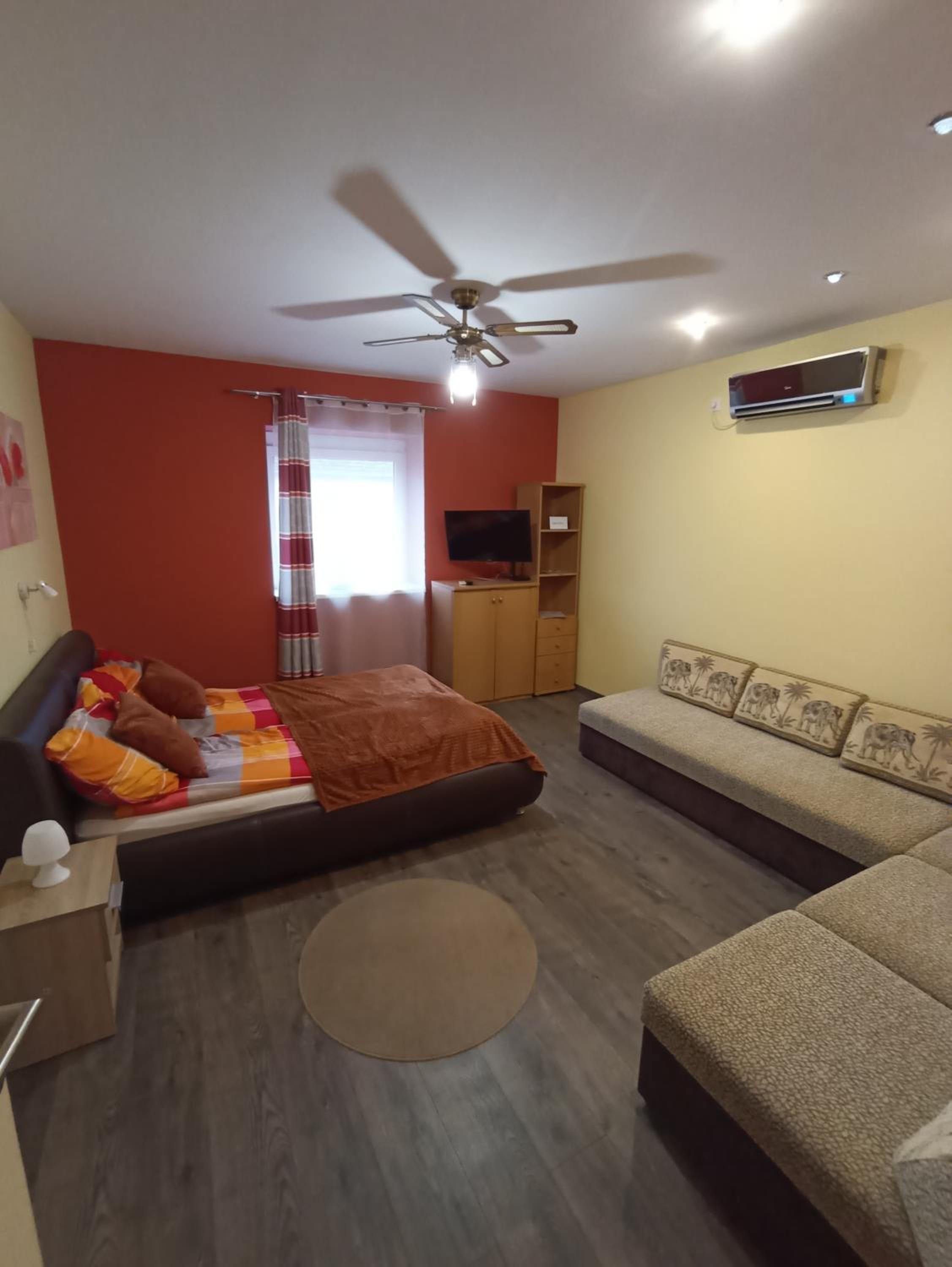 Borostyán Apartmanház
