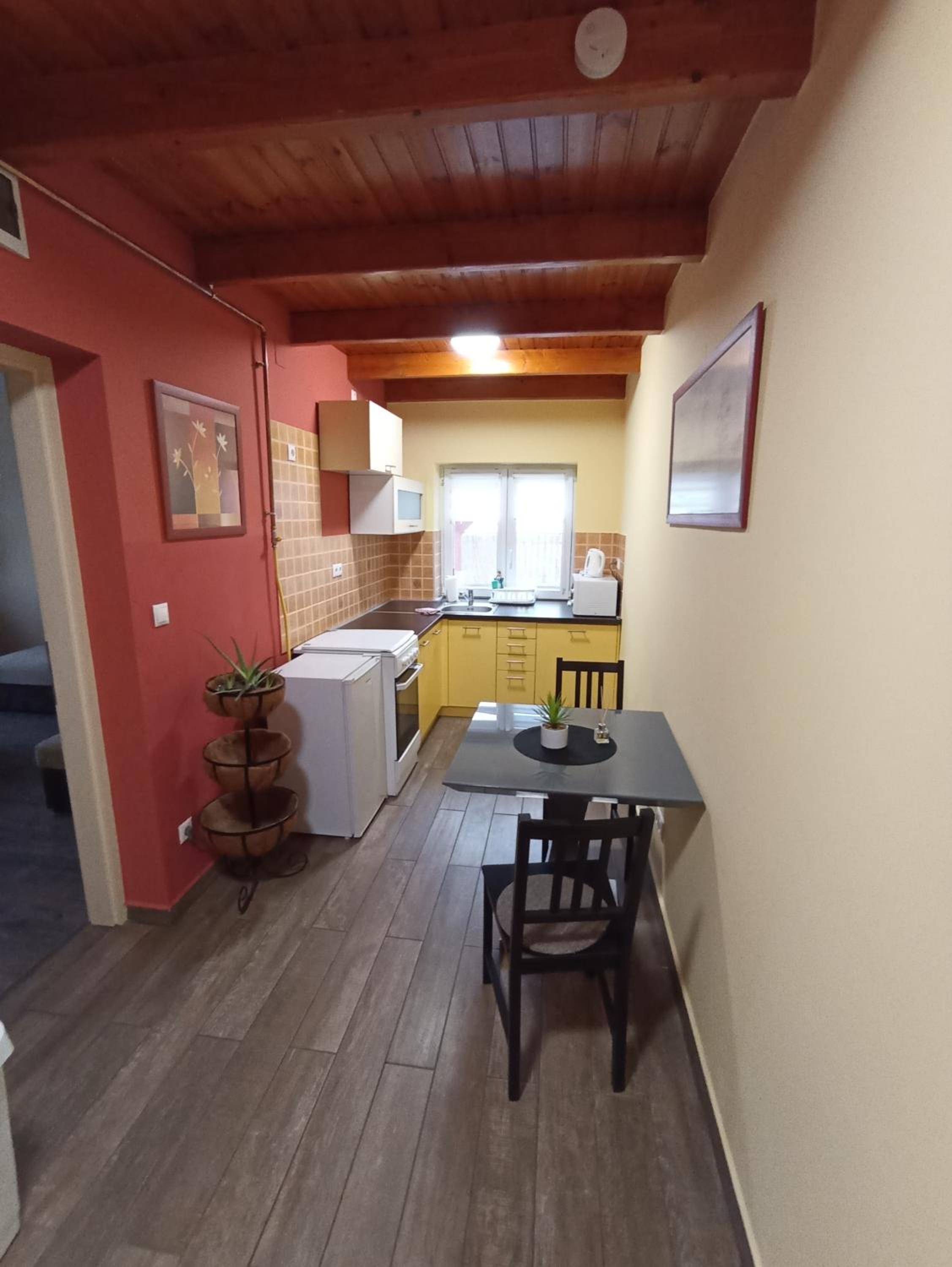 Borostyán Apartmanház