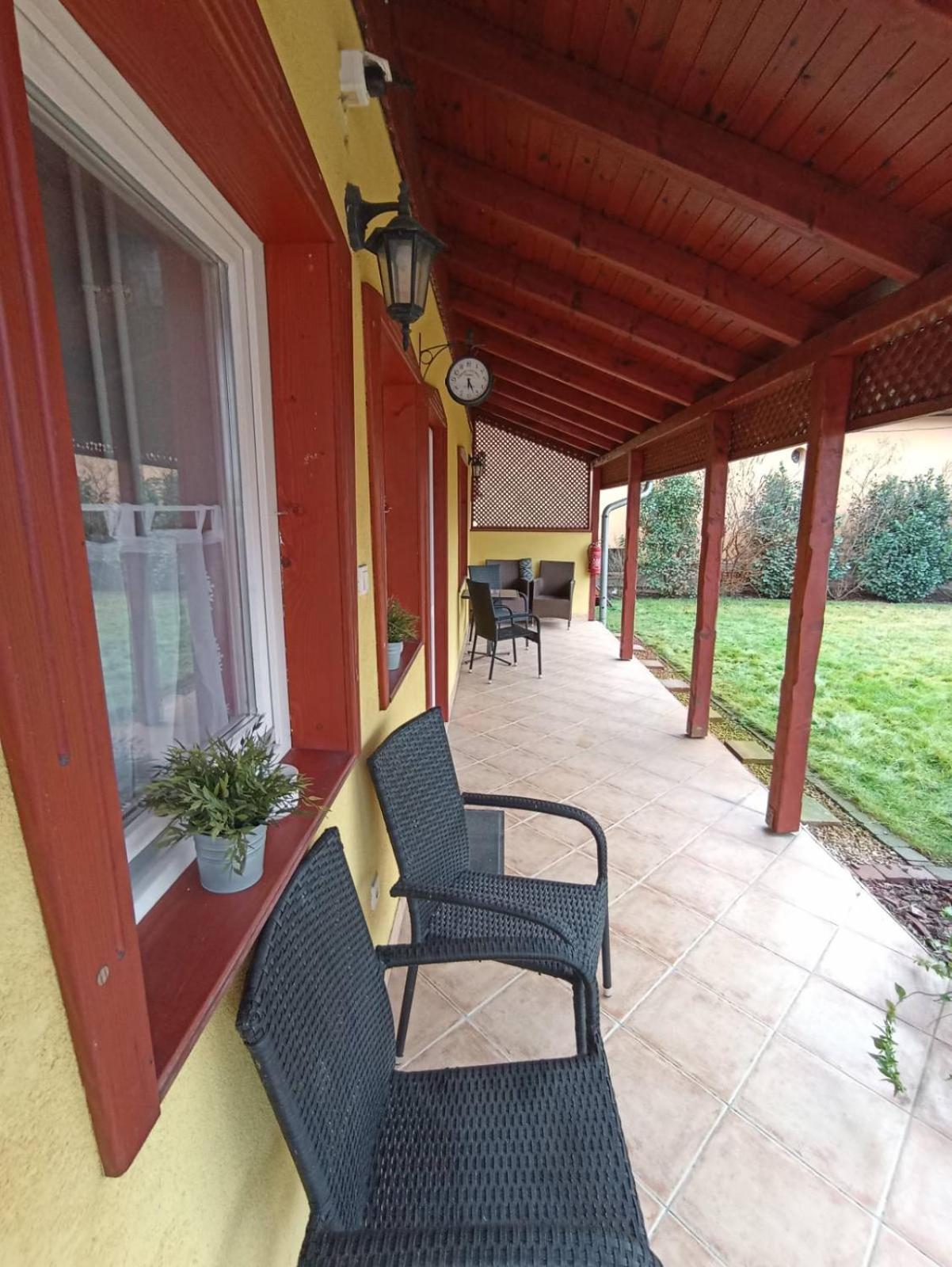 Borostyán Apartmanház