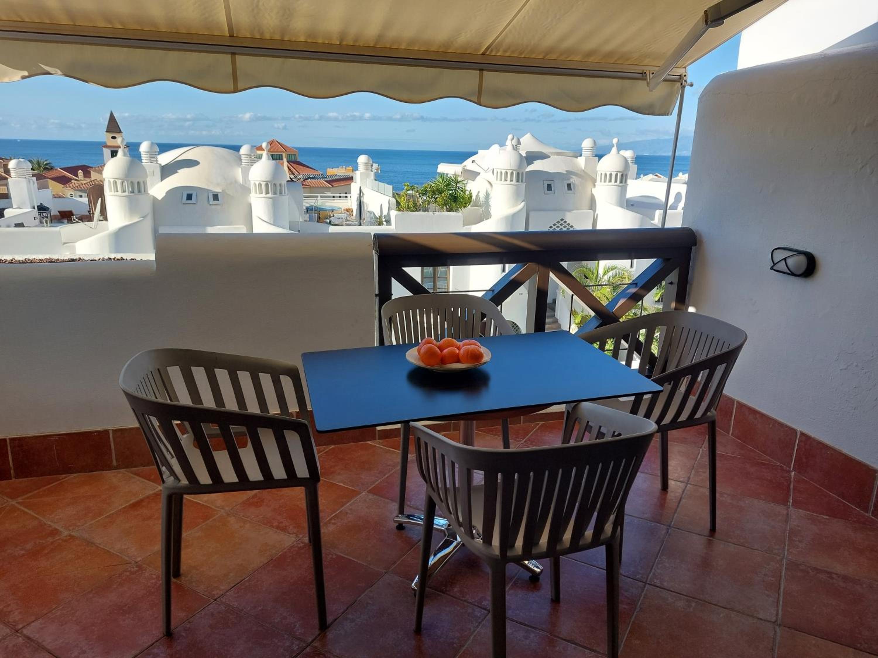 Adeje Paradise 25-A Dúplex Ocean views and Heated Pool view 3