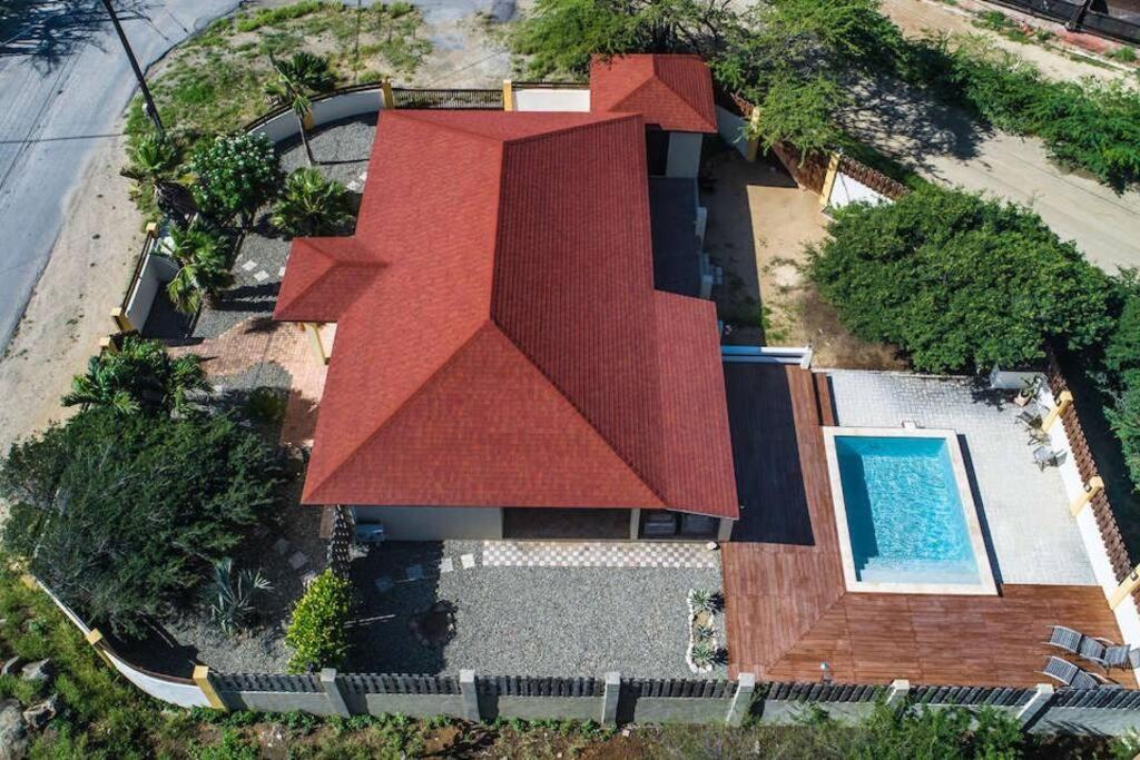 Private Peaceful Paradise on One Happy Island