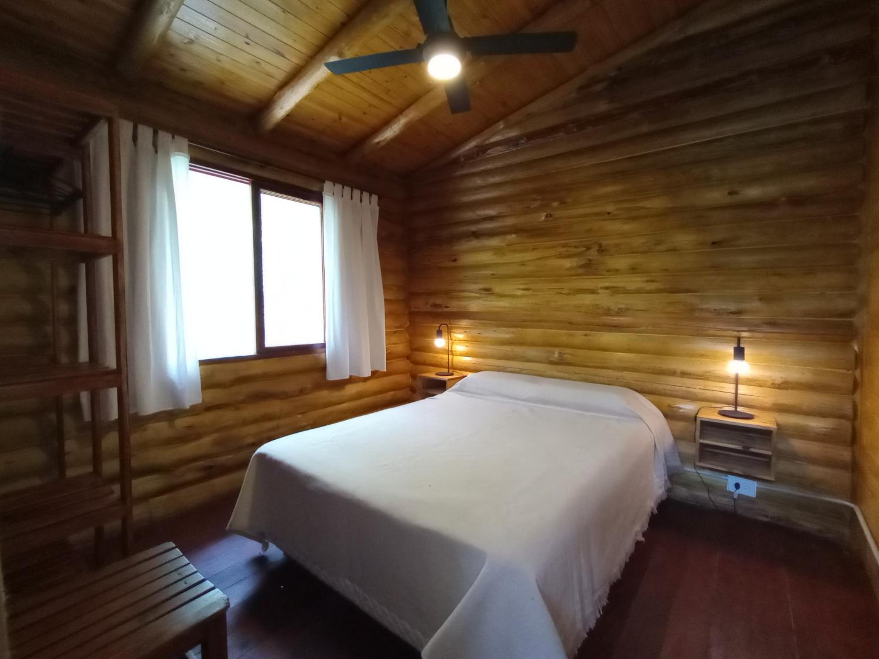 Cabaña La Isla II, en La Isla, Comuna de la Paisanita, a 8 kilómetros de Alta Gracia