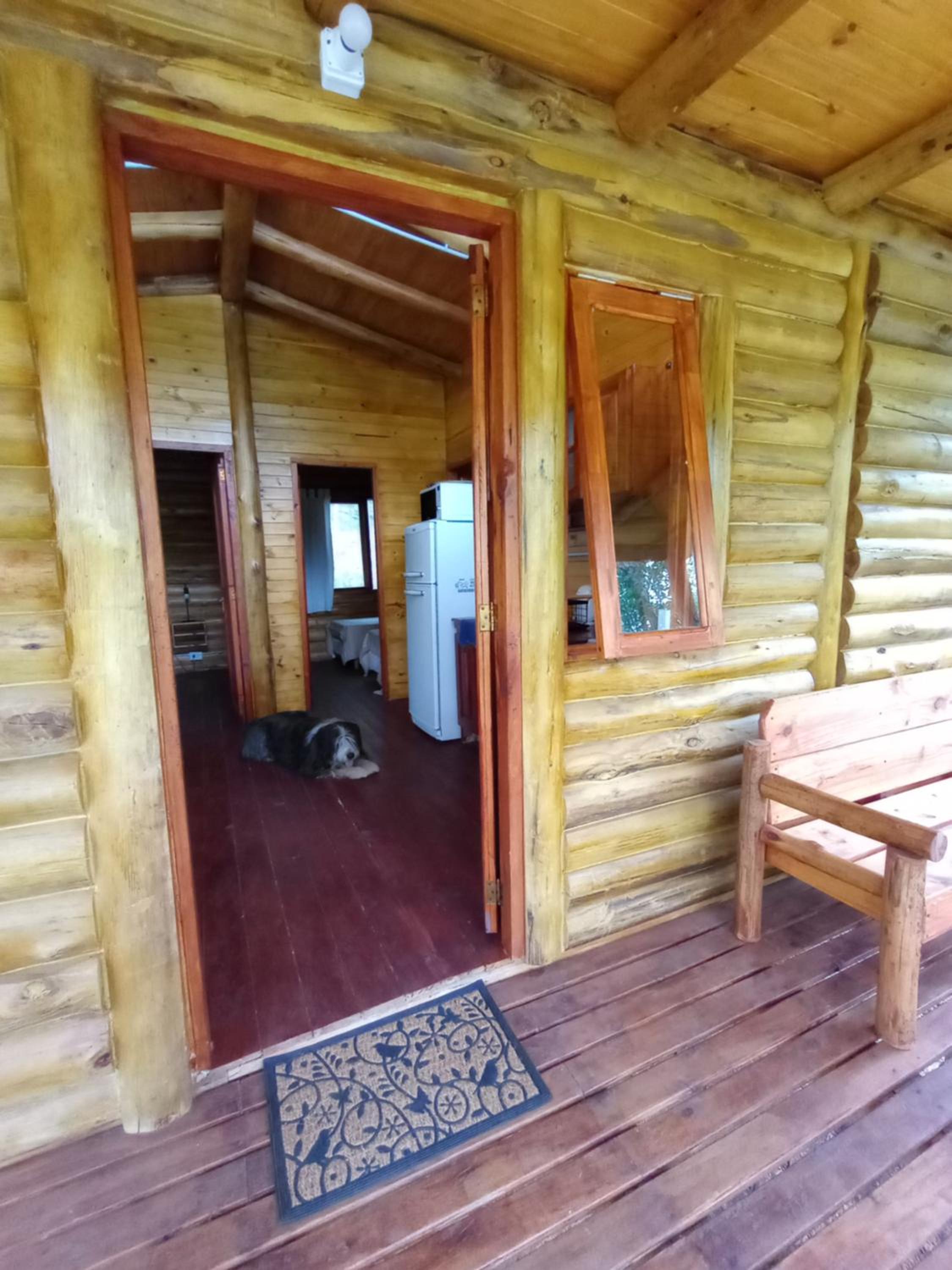 Cabaña La Isla II, en La Isla, Comuna de la Paisanita, a 8 kilómetros de Alta Gracia