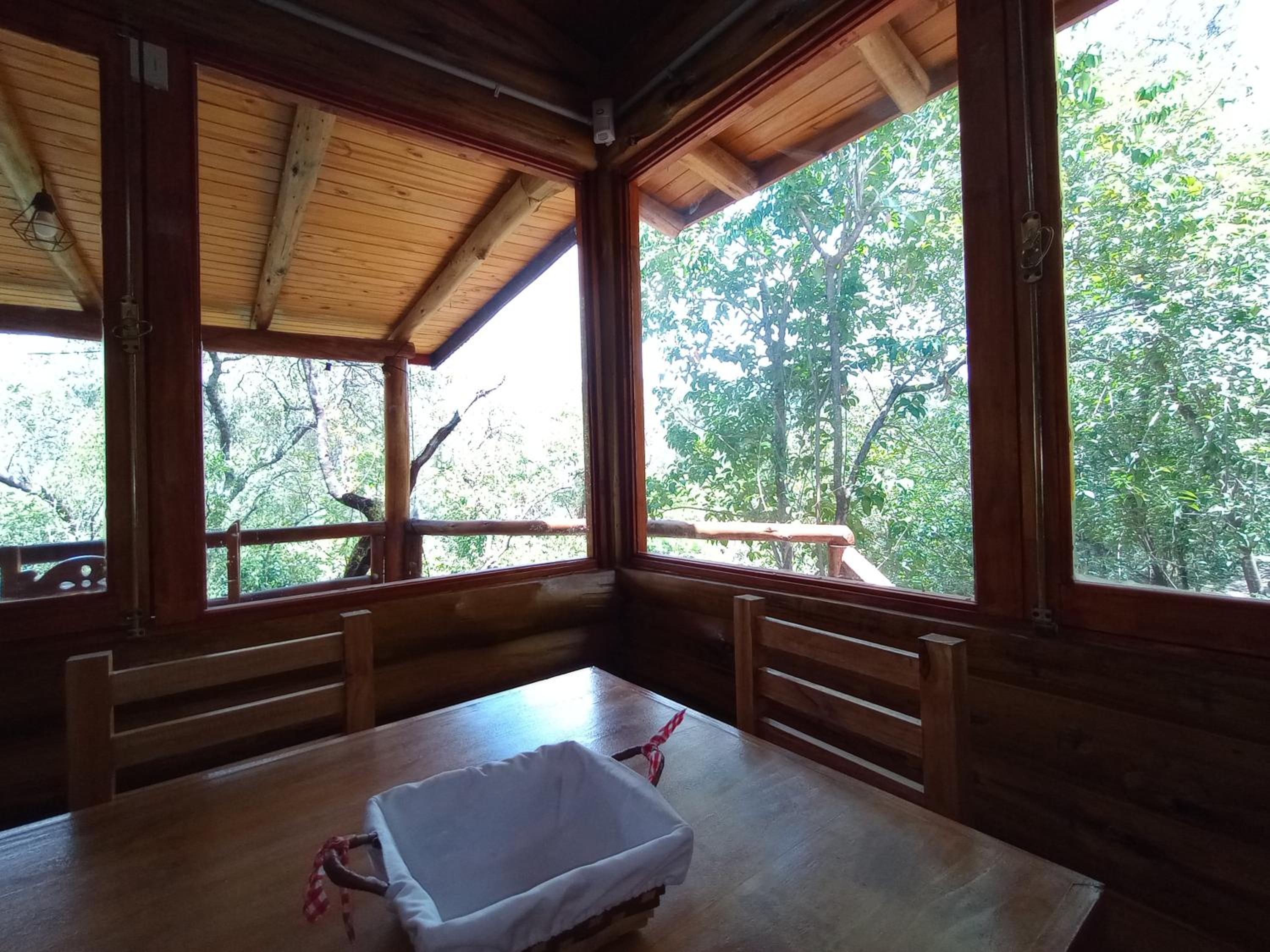 Cabaña La Isla II, en La Isla, Comuna de la Paisanita, a 8 kilómetros de Alta Gracia