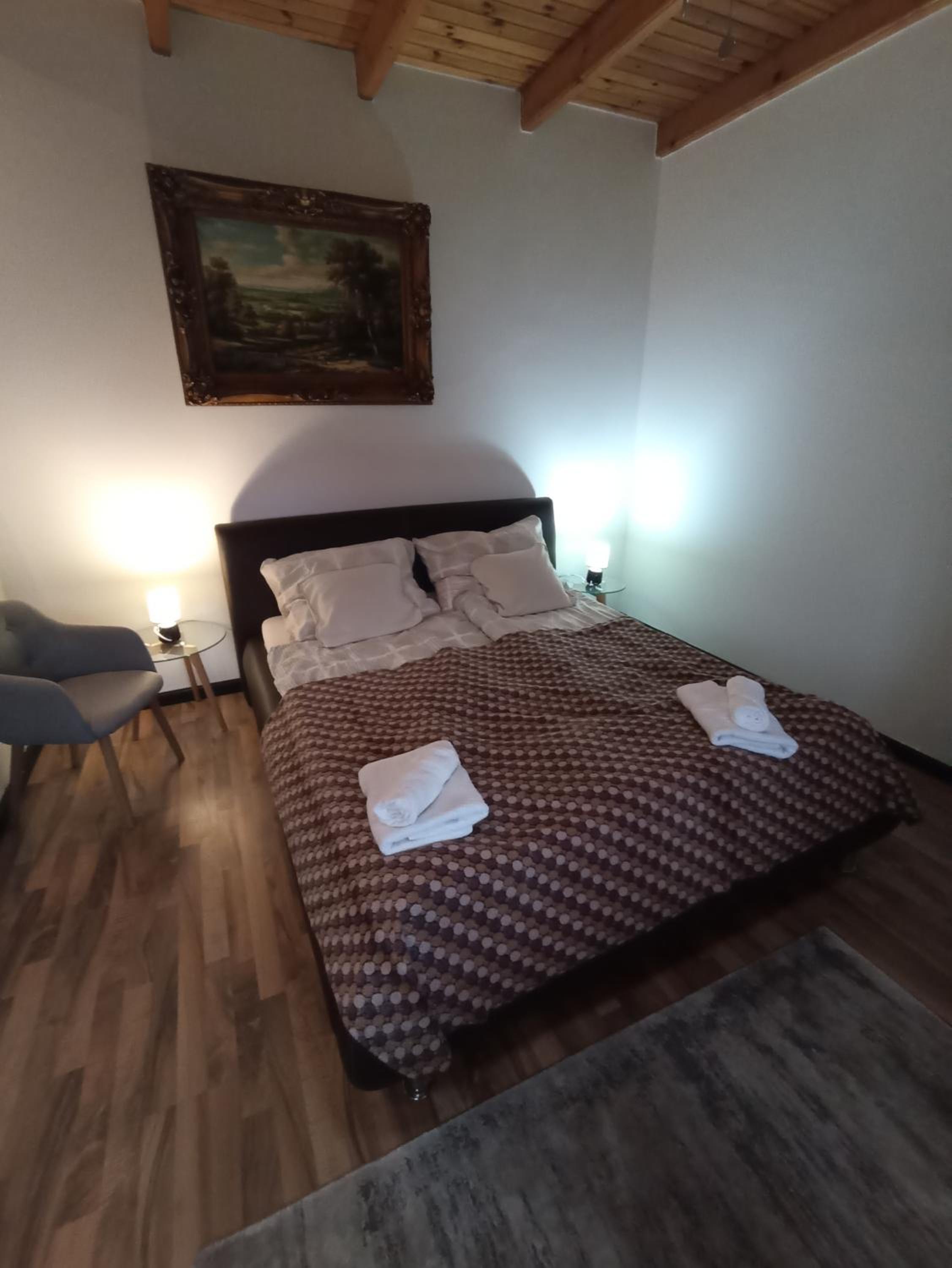 Borostyán Apartmanház