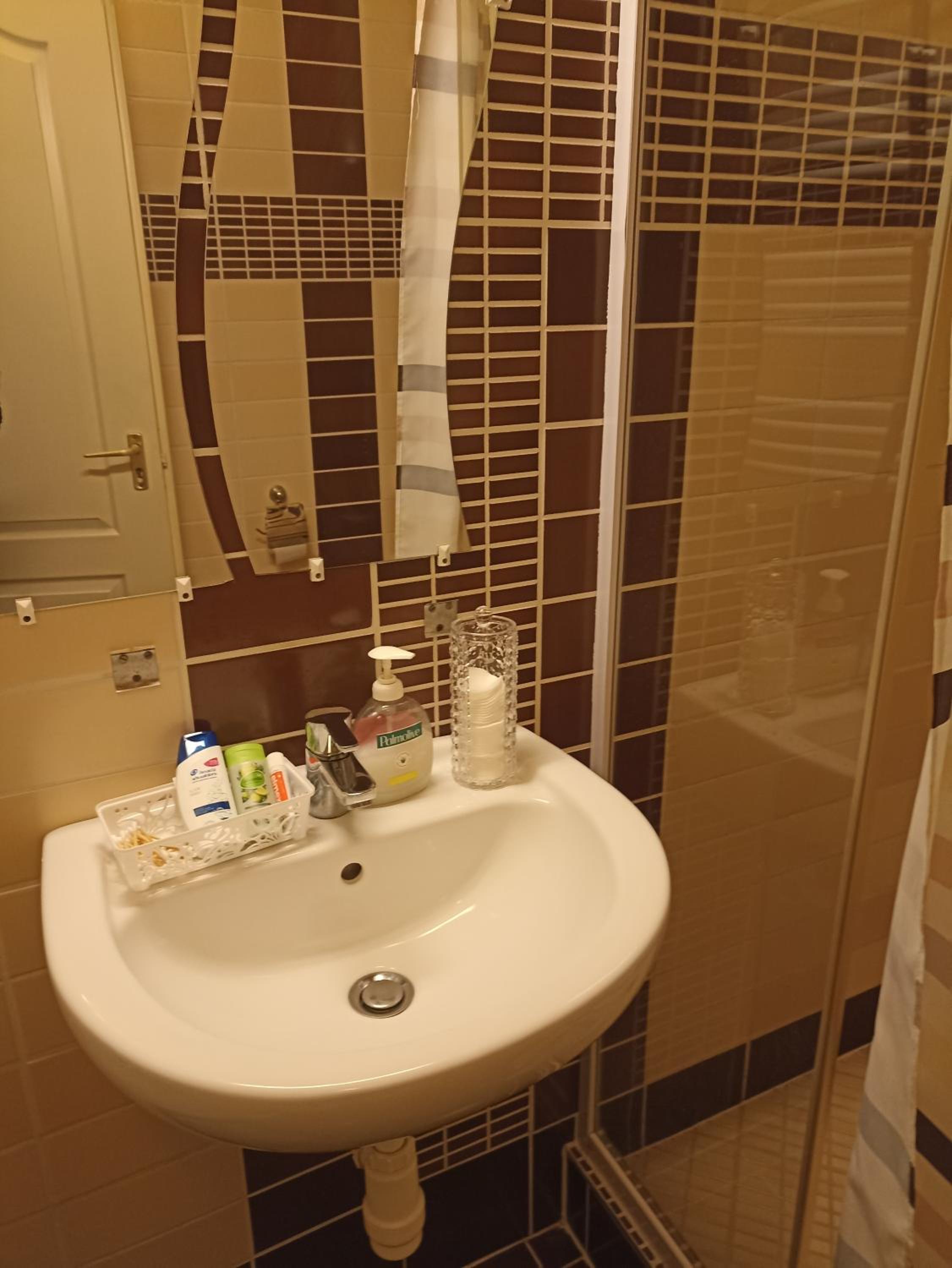 Borostyán Apartmanház
