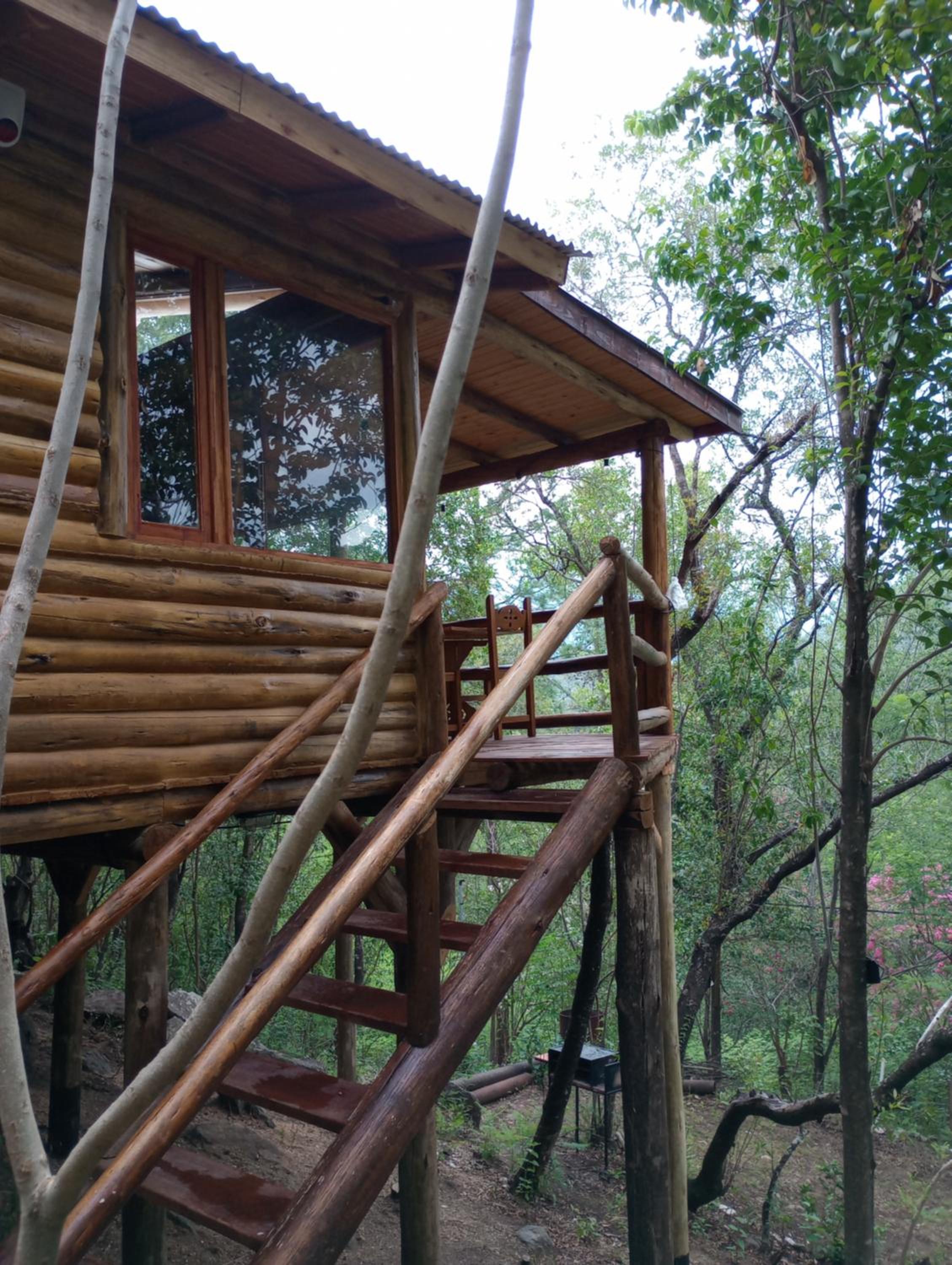 Cabaña La Isla II, en La Isla, Comuna de la Paisanita, a 8 kilómetros de Alta Gracia
