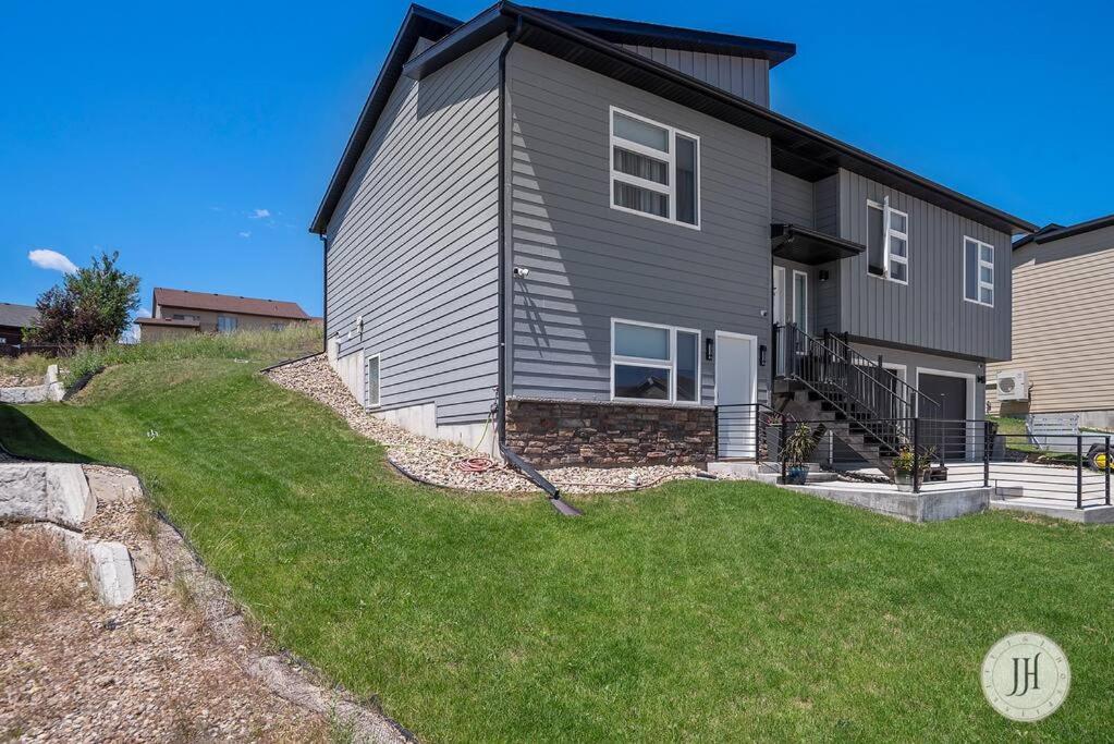 Hotel Modern Luxurious Stay Bidet Lighted Mirror - Image 1