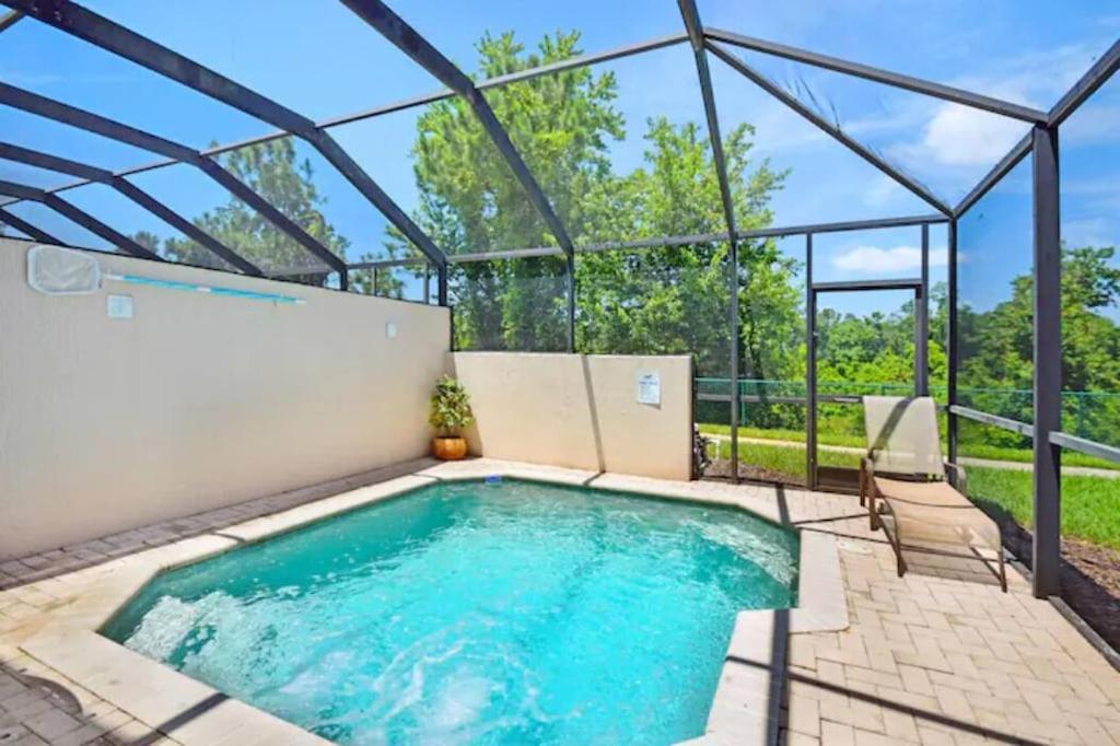 Veteran Owned 3bdr/3 bath Townhouse w/WiFi 3mi to Disney - Winter/Spring Specials view 3