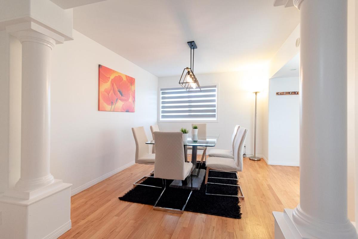 Spacious & Modern by the Beach
