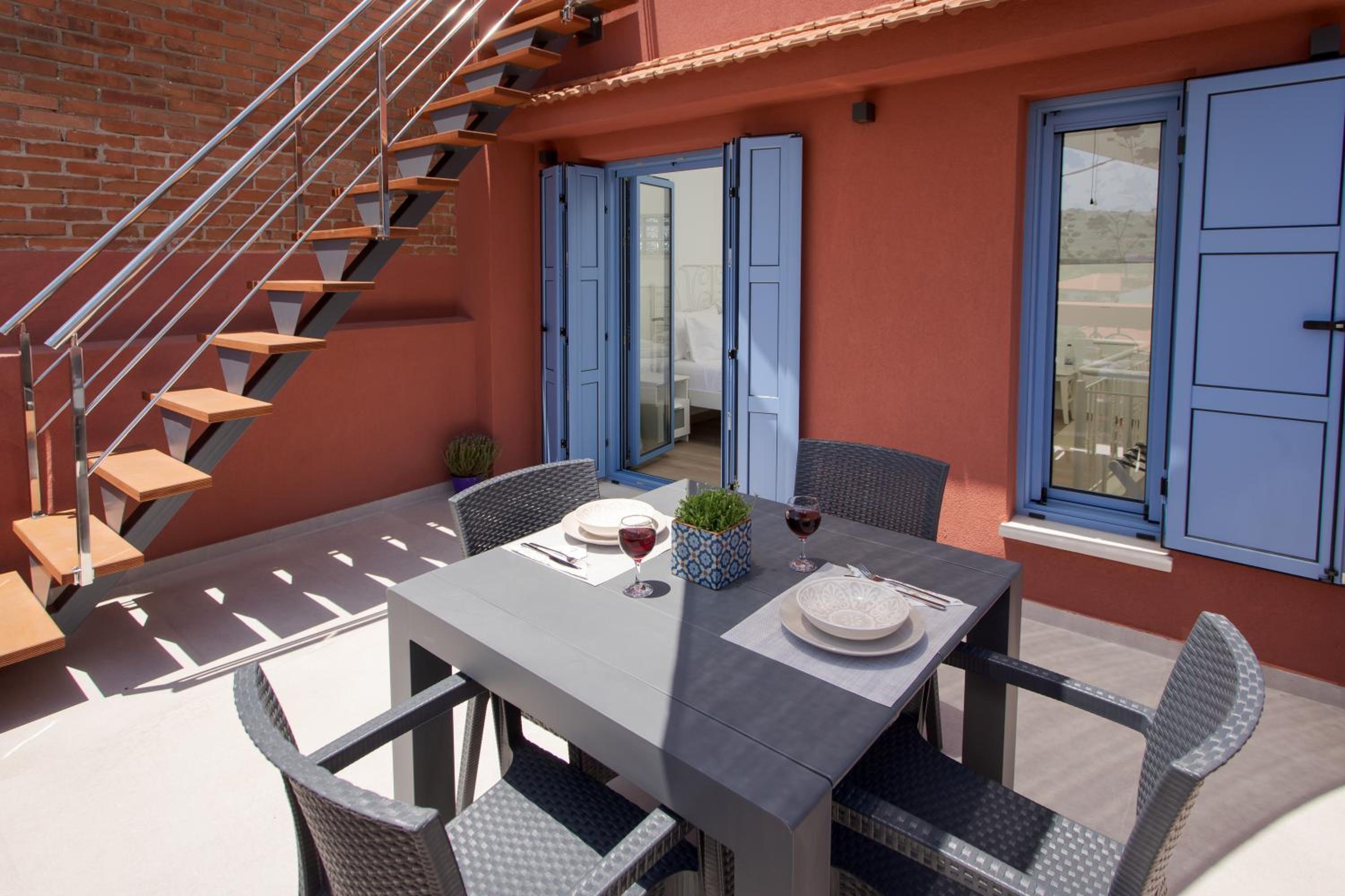 Mouse House with Sea View and Mini Pool view 5