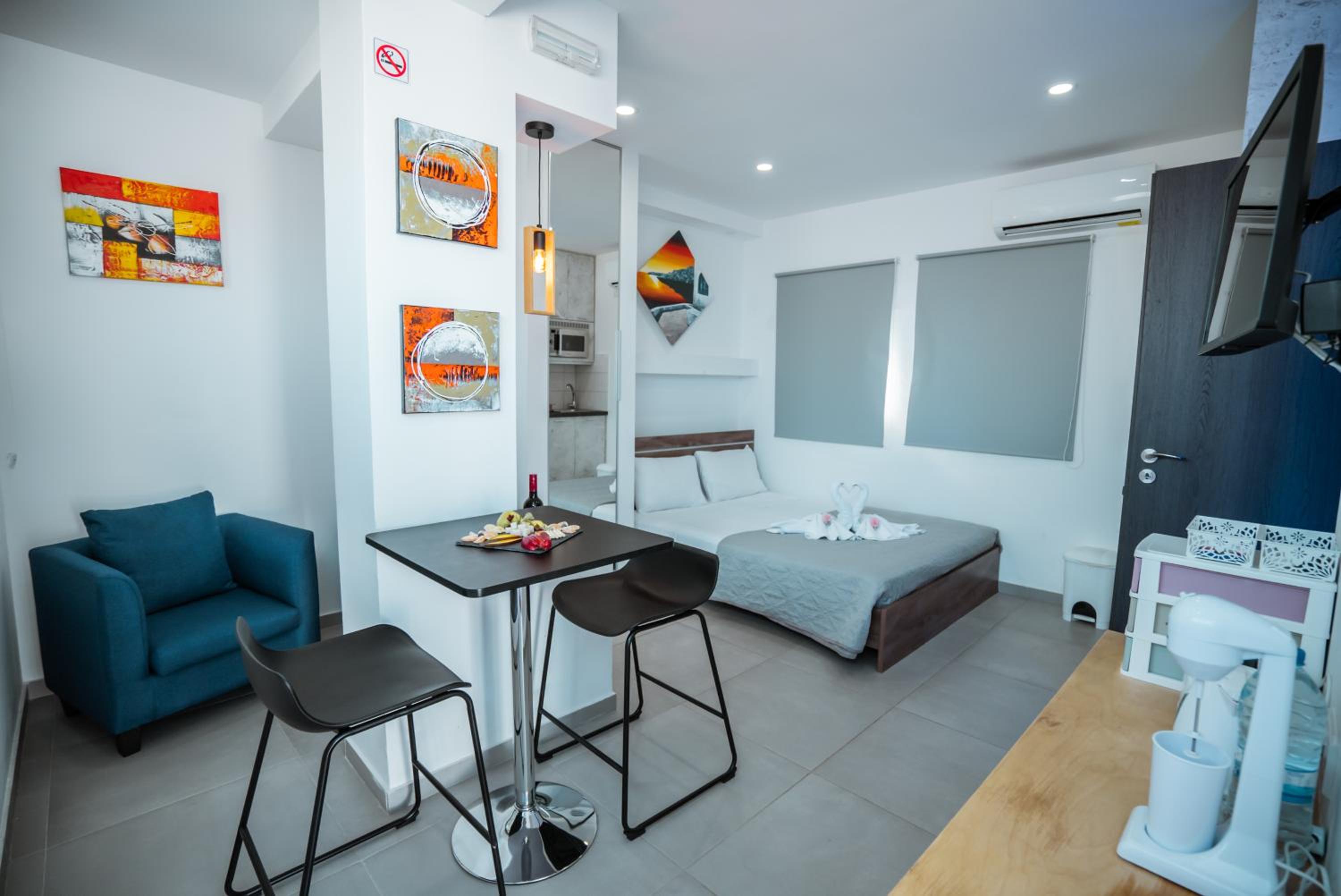 Tsolias Apartments