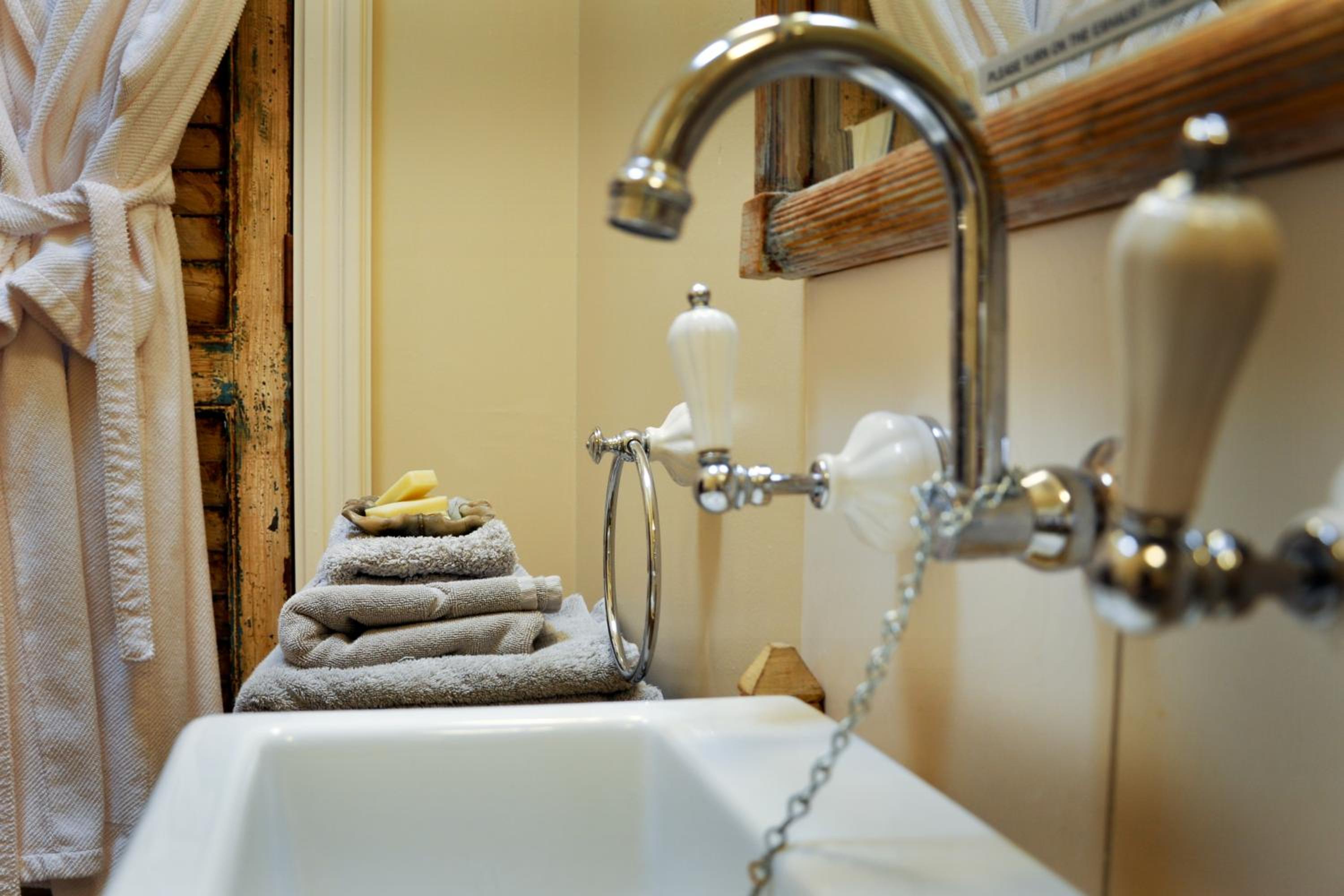 Athelney Cottage Bed and Breakfast