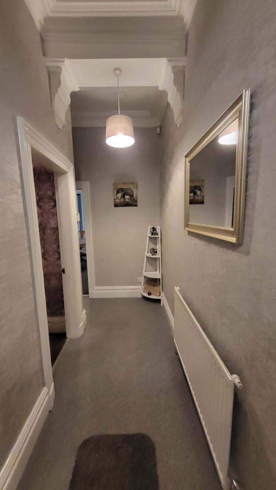 STAY - at Southport Holiday Home - sleeps 6