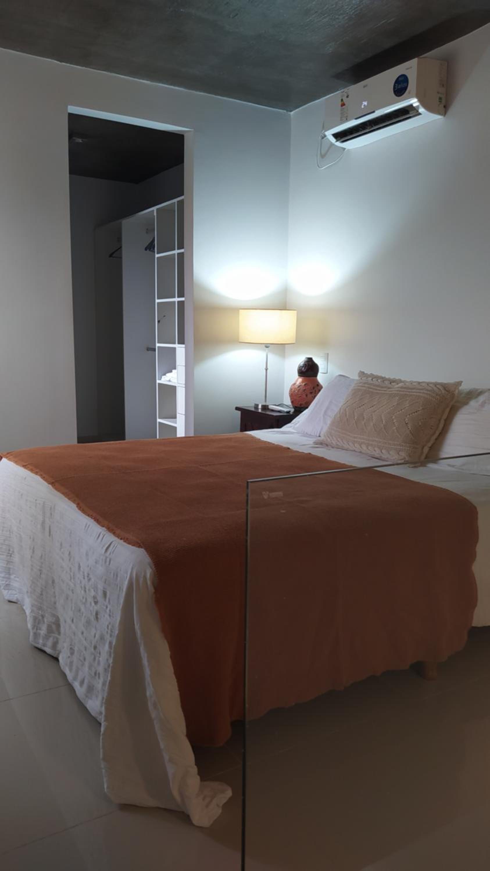 Catalina Home j