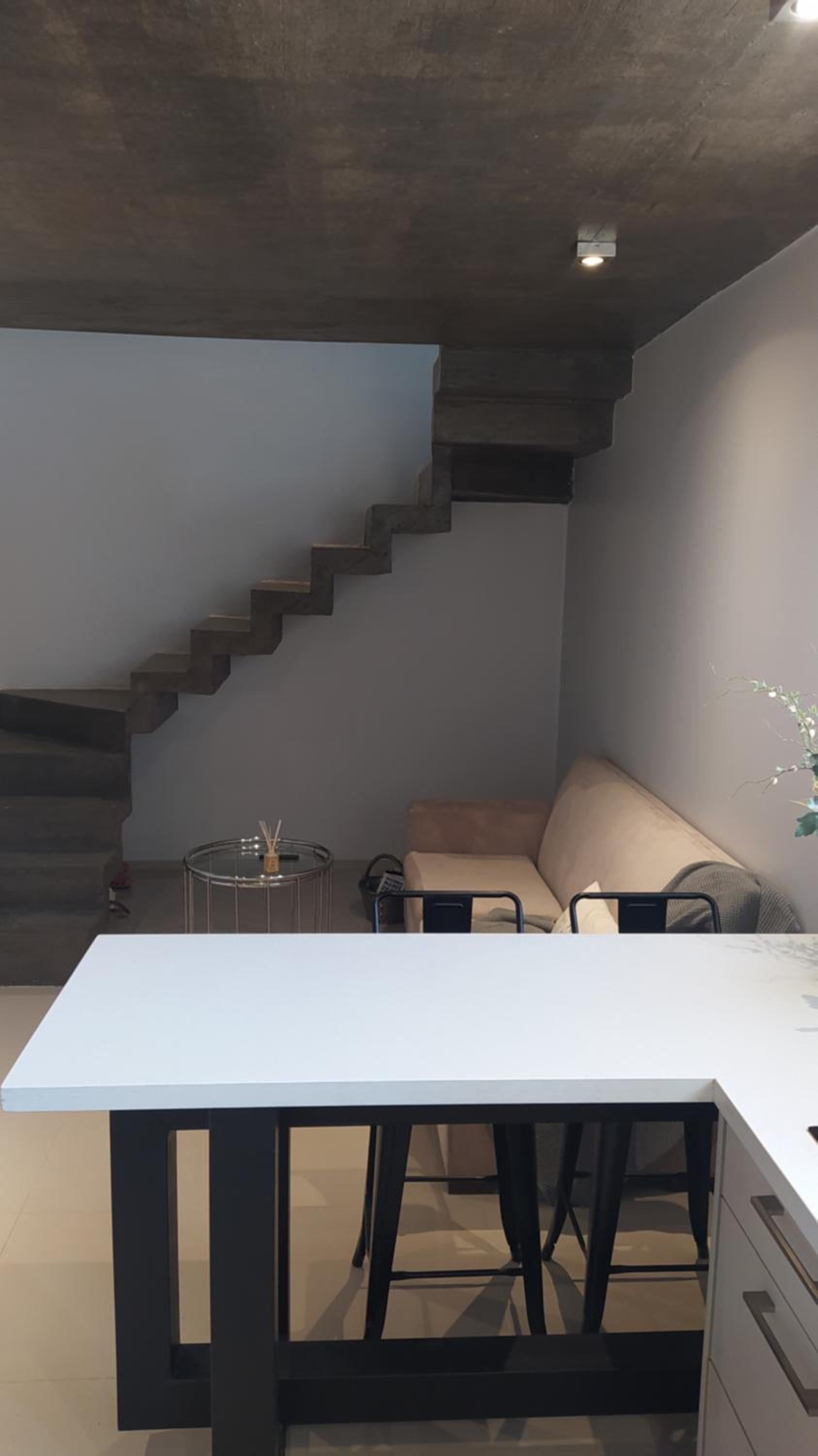 Catalina Home j