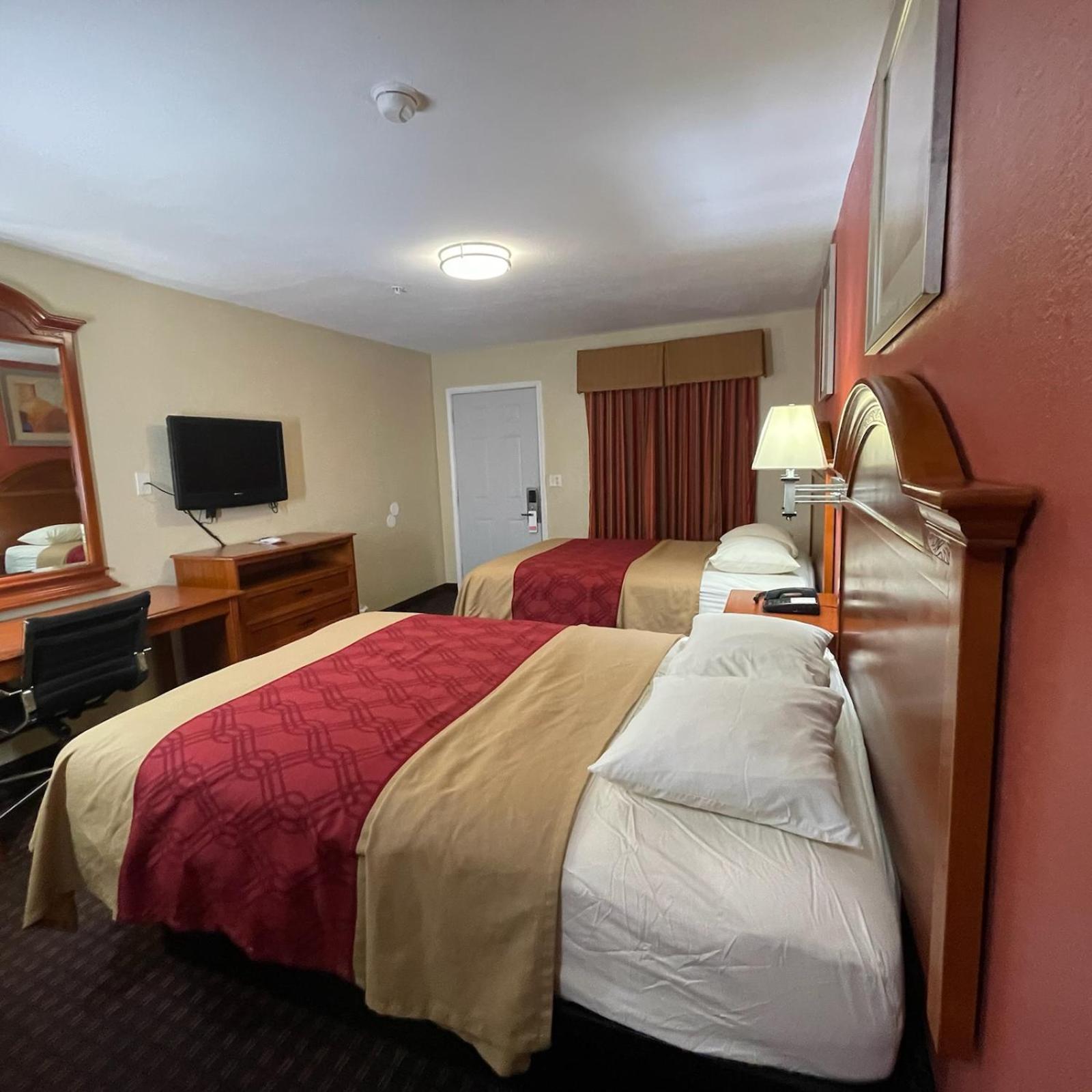 Budget Inn Madill - Property Image 4