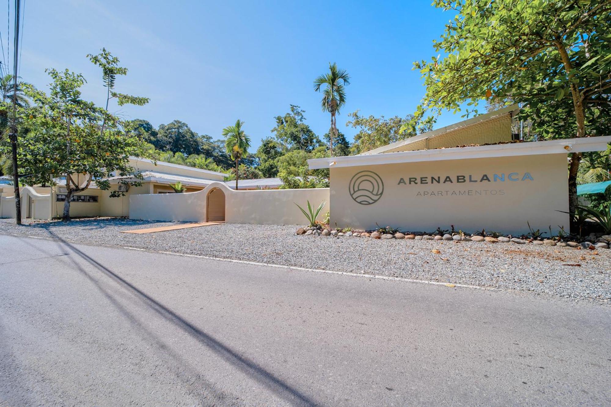 Villa Casa Azul & Arena Blanca Apartamentos