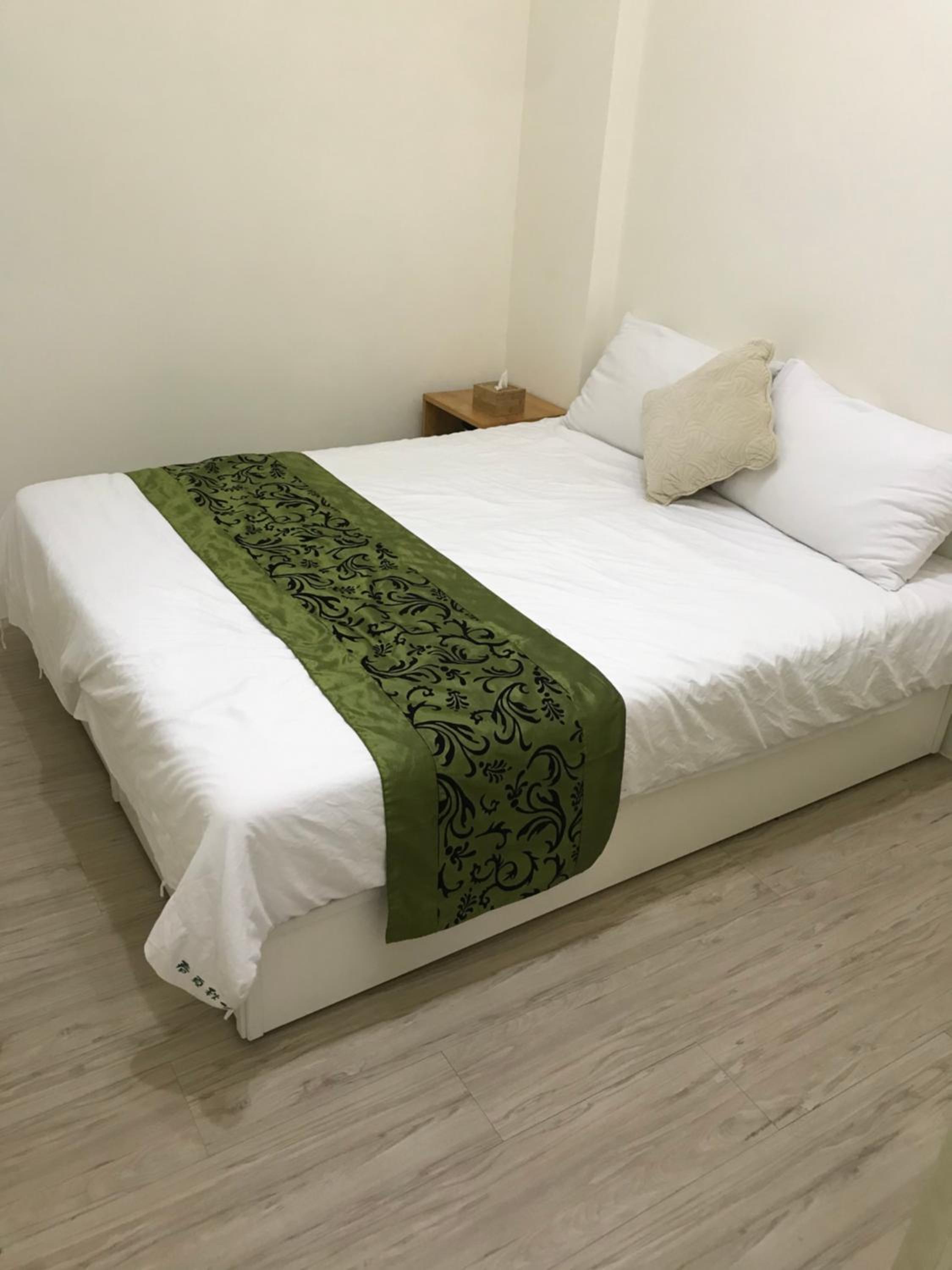 Four Seasons Homestay