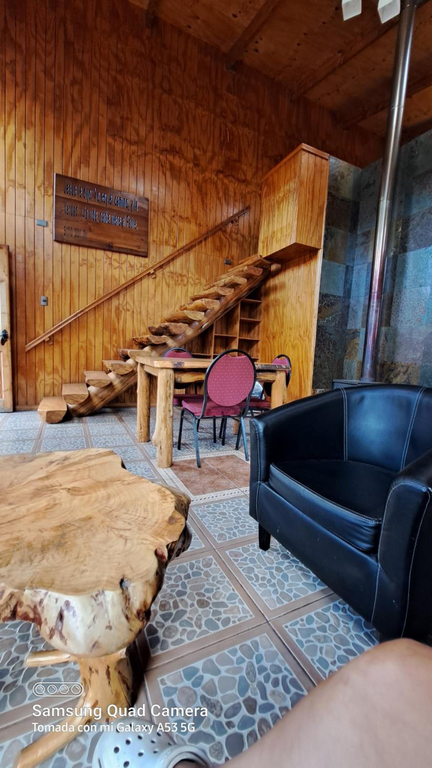 Cabañas y Domos Liquiñe