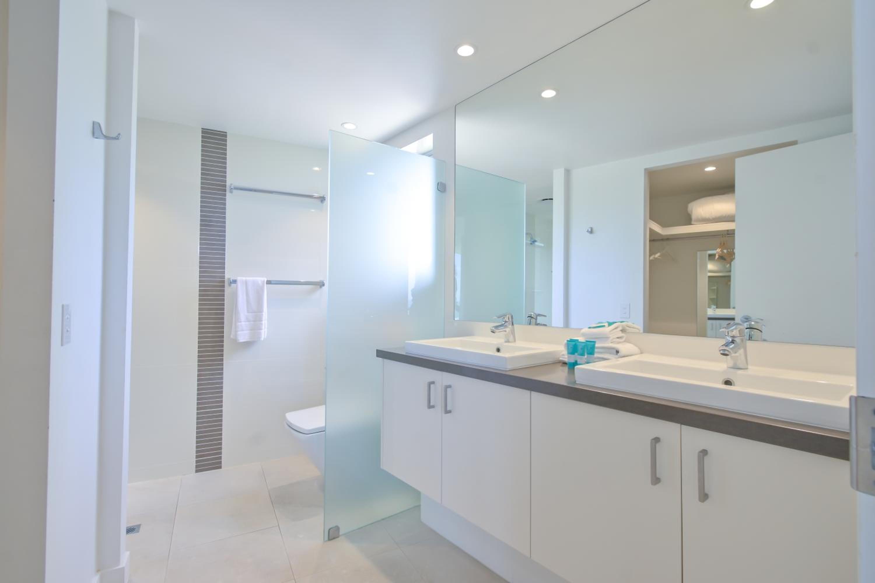 Noosa Crest Penthouse 40 - Private Rooftop Pool