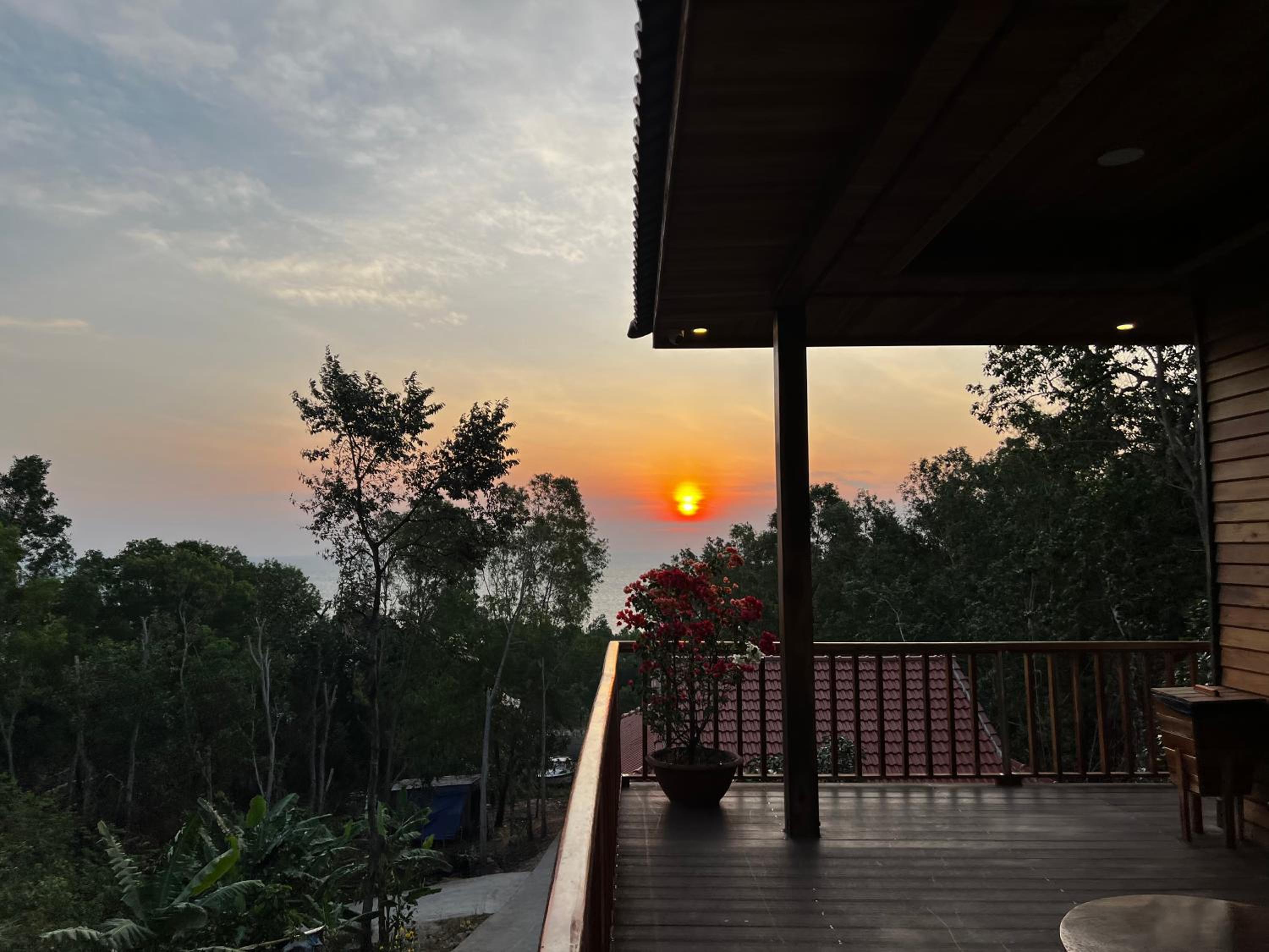 Ong Huong House Can 2 view 3