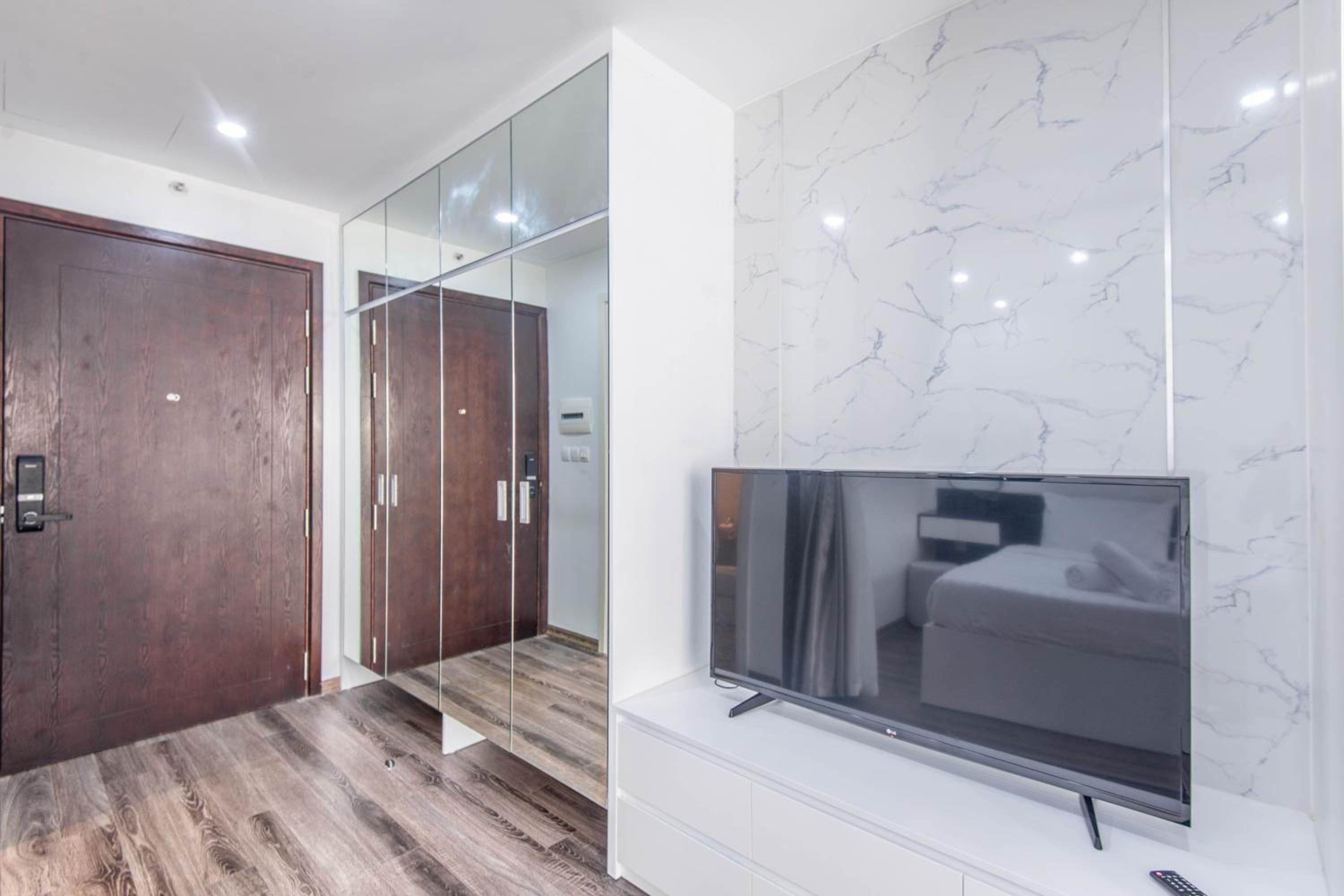22Housing Vinhomes D'Capitale Hotel & Residence